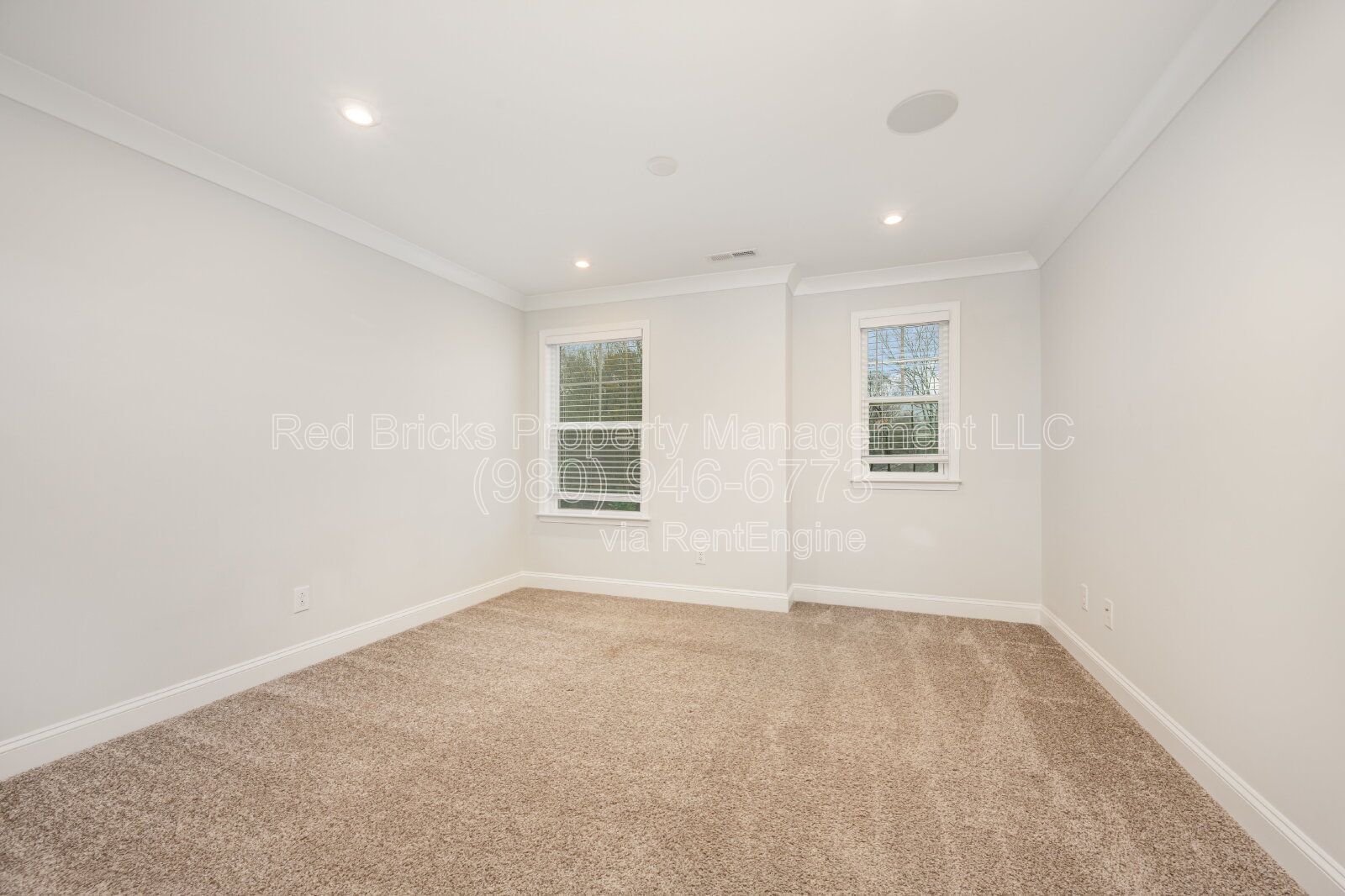 Spacious 5BR Heron Park Home with Sunroom & Loft property image