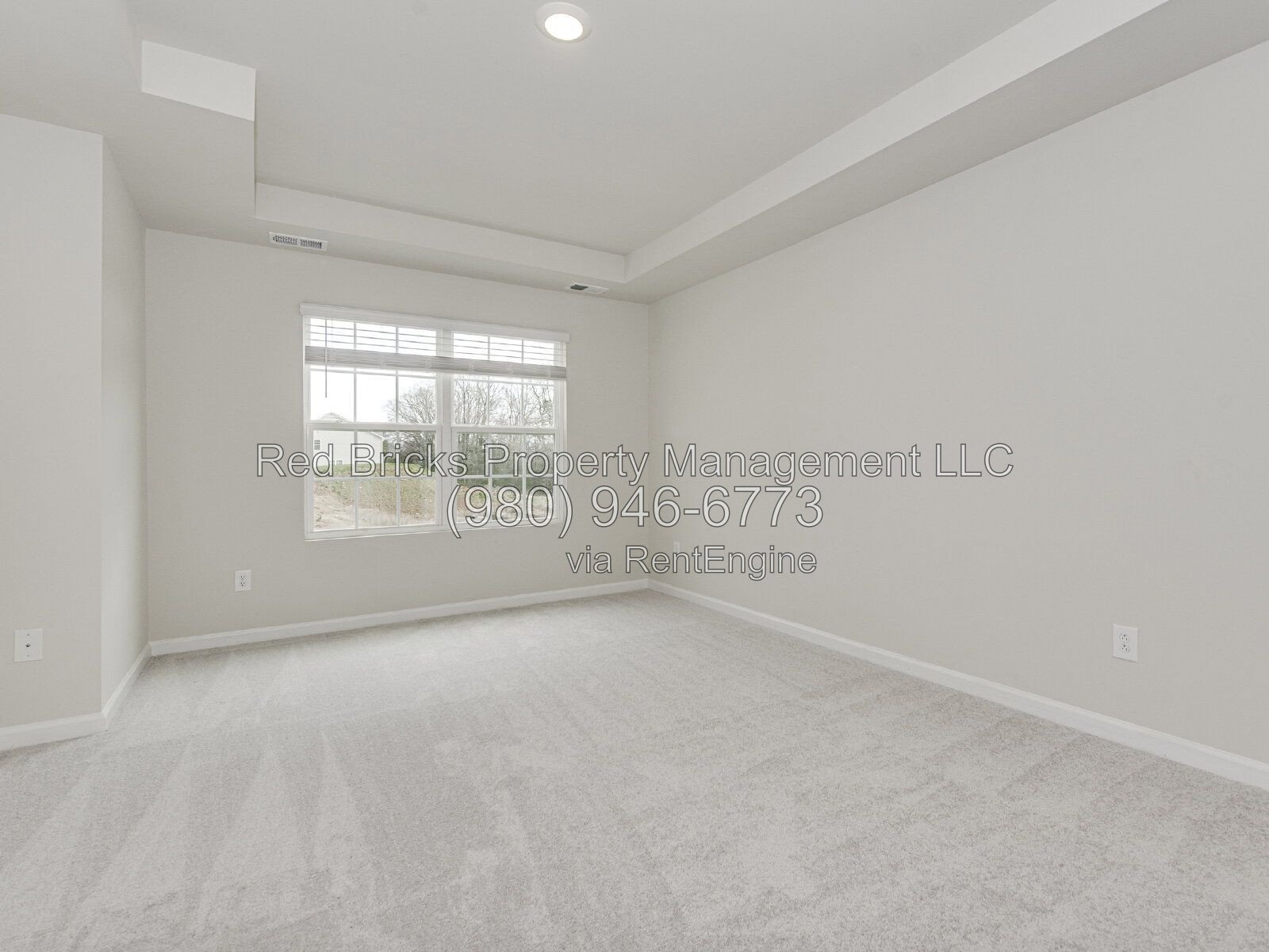 Like-New End-Unit Townhome with Pool & Patio! property image