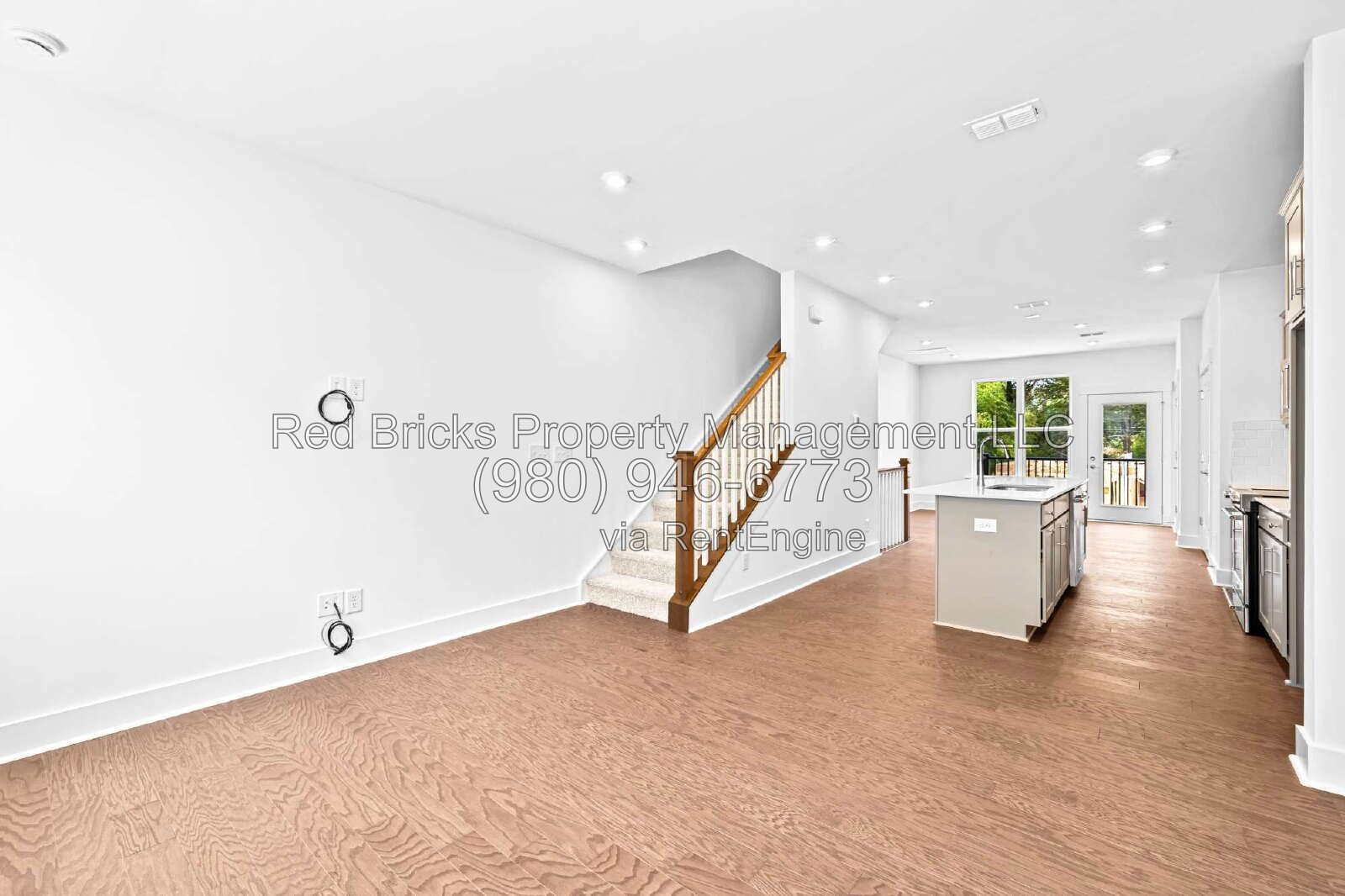 Modern 3-Story Townhome Near Uptown Charlotte property image
