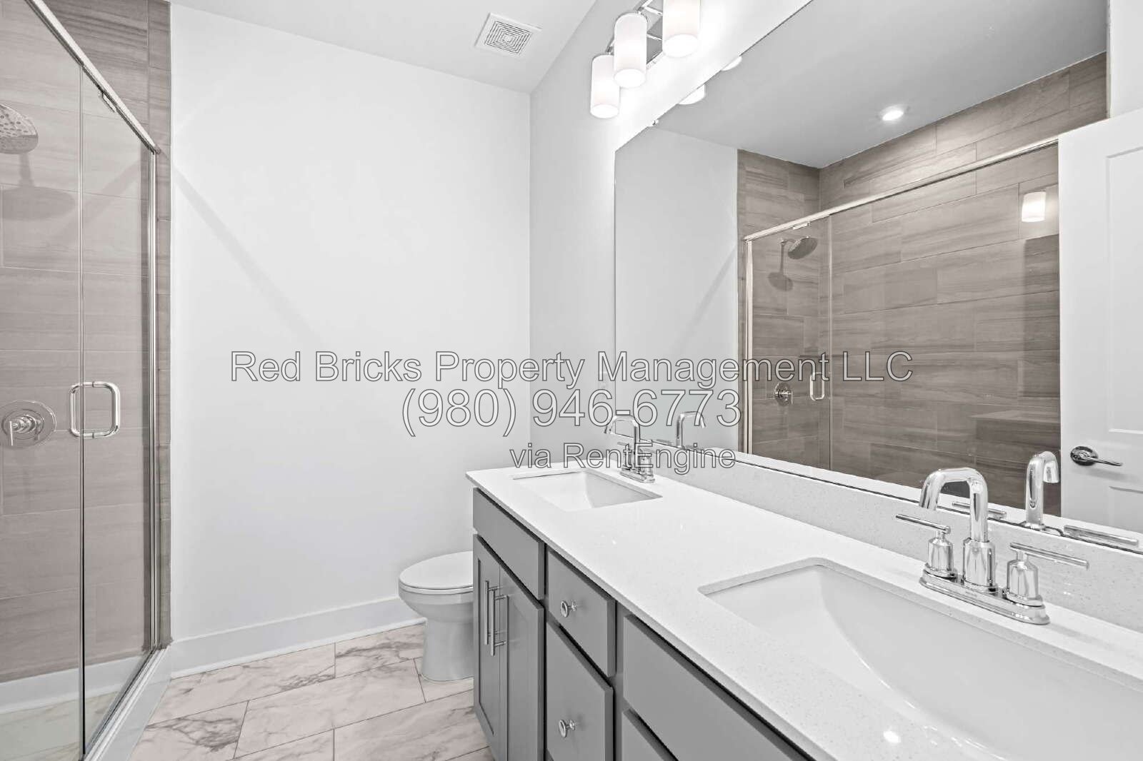 Modern 3-Story Townhome Near Uptown Charlotte property image