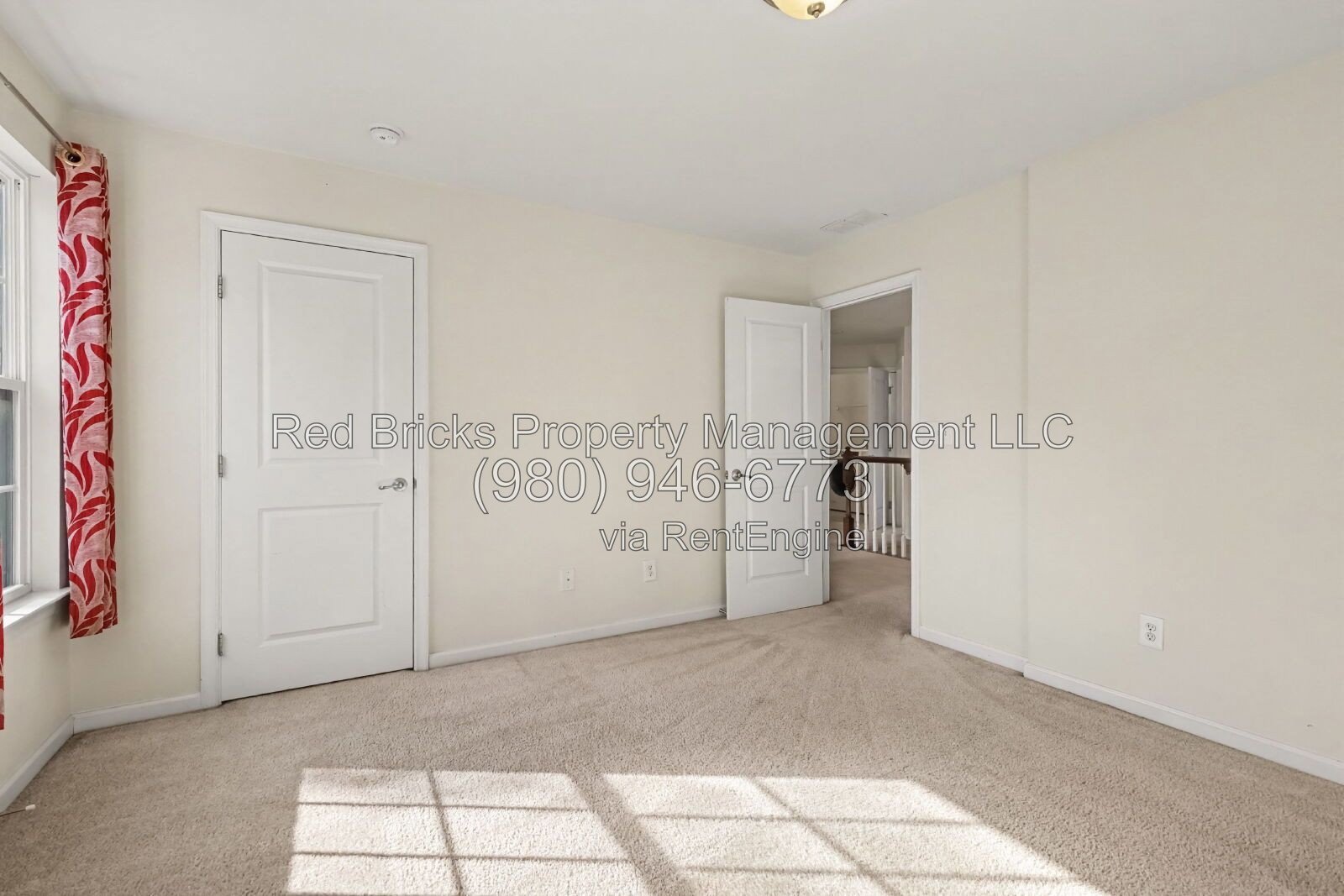 Beautiful 3BR Townhome Near I-485 – Available Now! property image