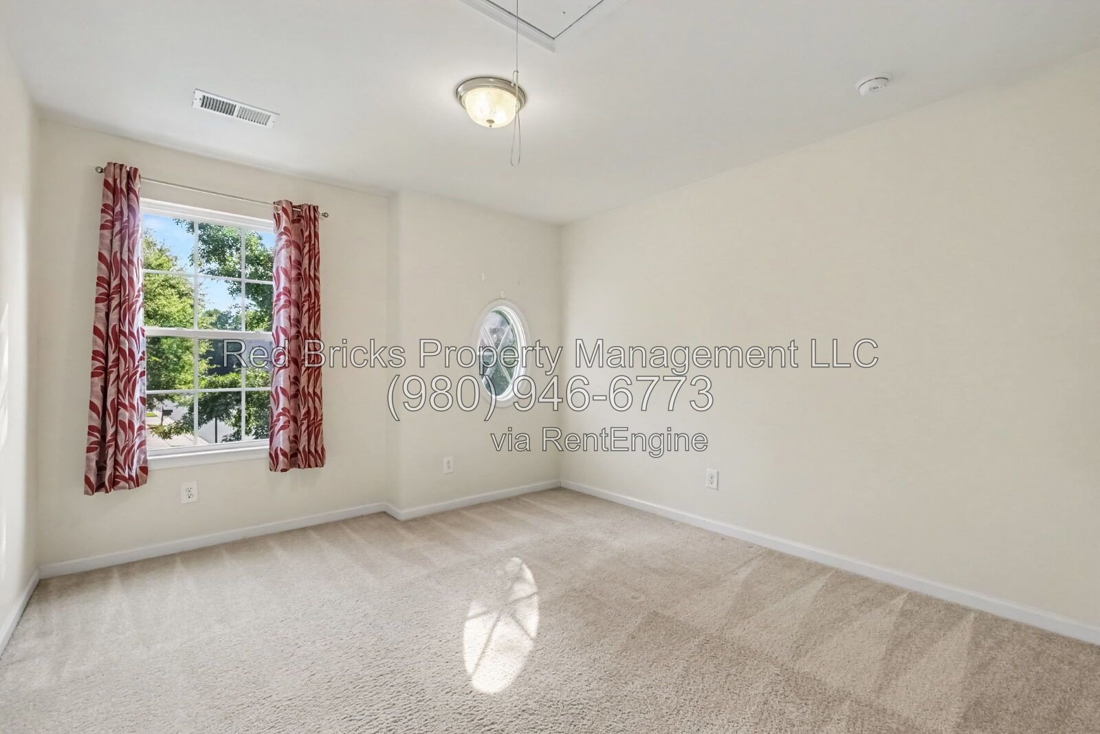 Beautiful 3BR Townhome Near I-485 – Available Now! property image