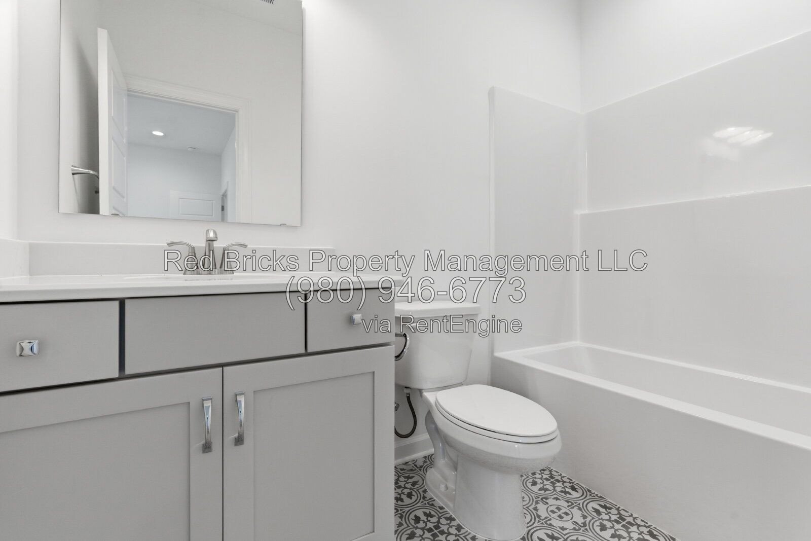 Brand-New 5BR Home with Loft & Covered Patio property image