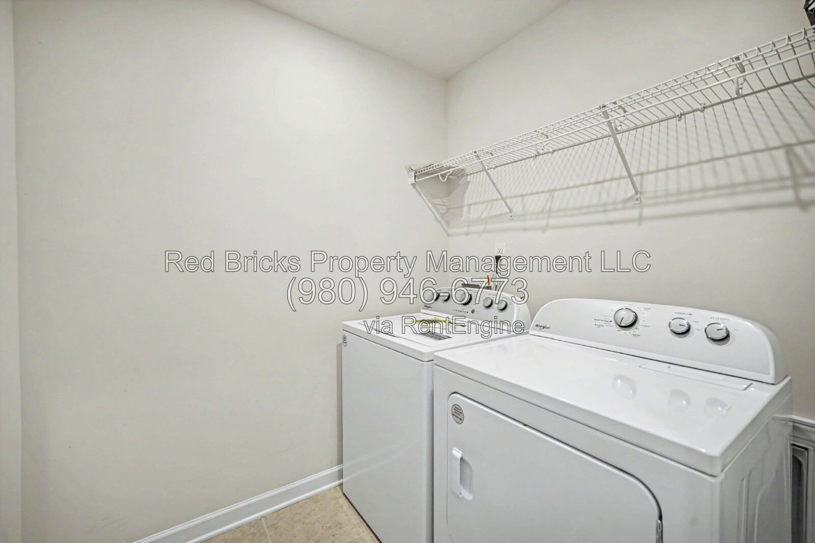 Like-New Townhome with 2-Car Garage in Enclave at City Park property image