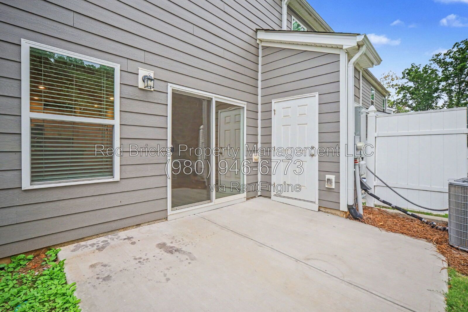 Like-New Townhome with 2-Car Garage in Enclave at City Park property image