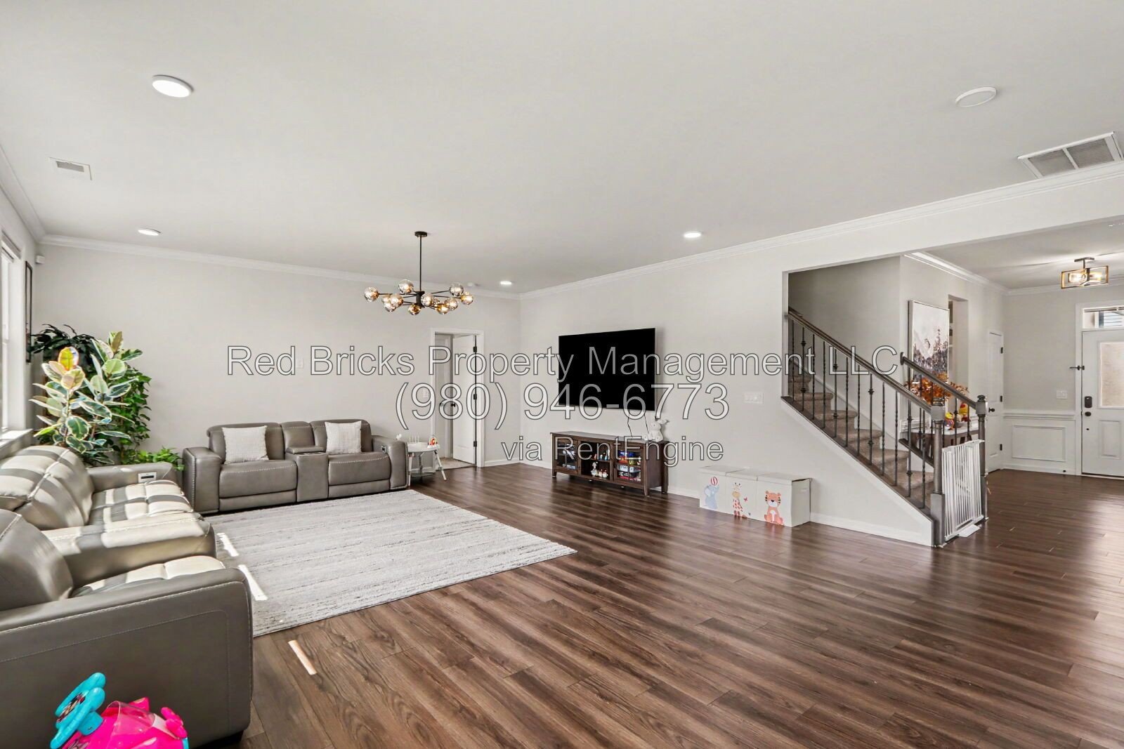 Stunning 5BR Home in Desirable Braeburn Community! property image