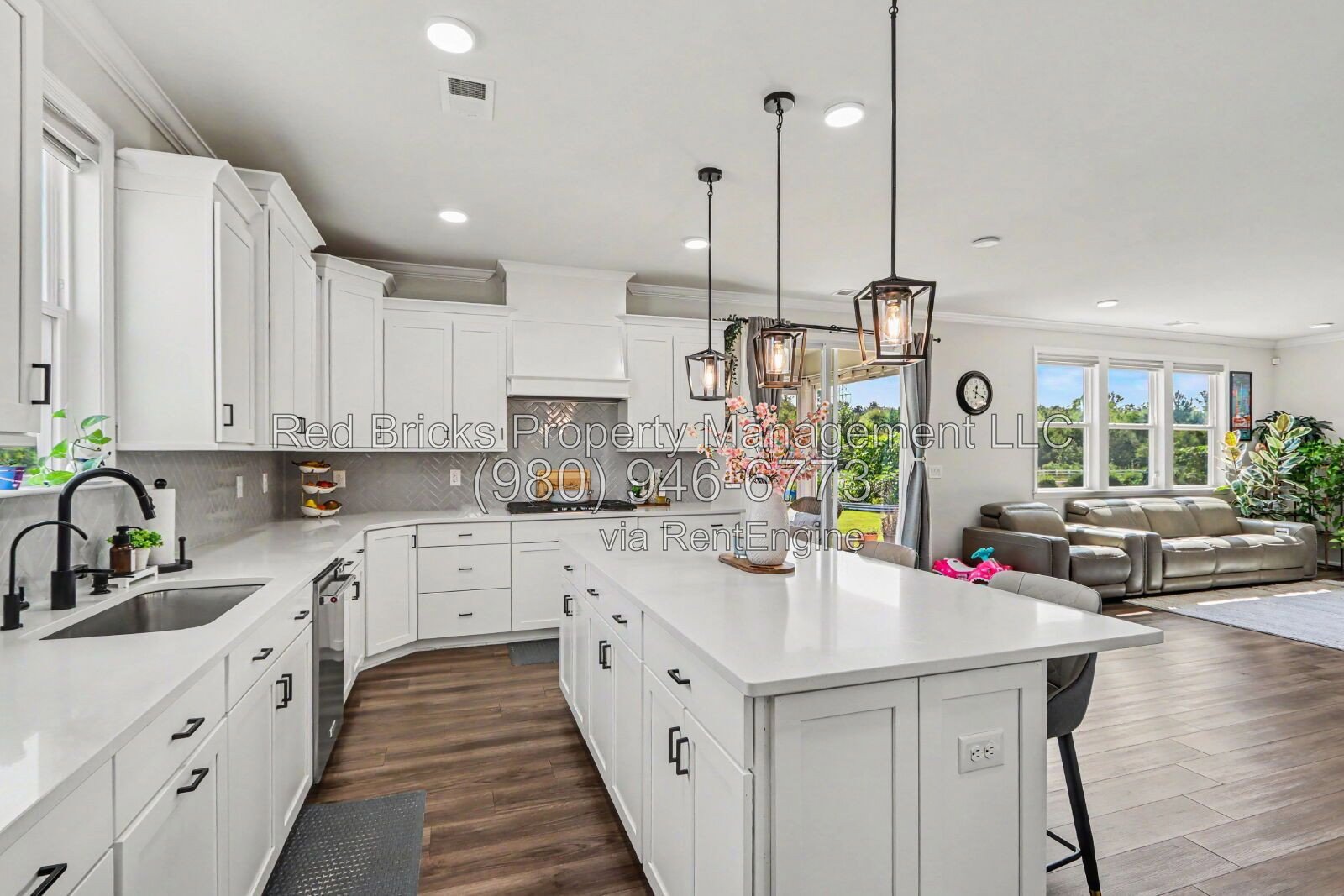 Stunning 5BR Home in Desirable Braeburn Community! property image