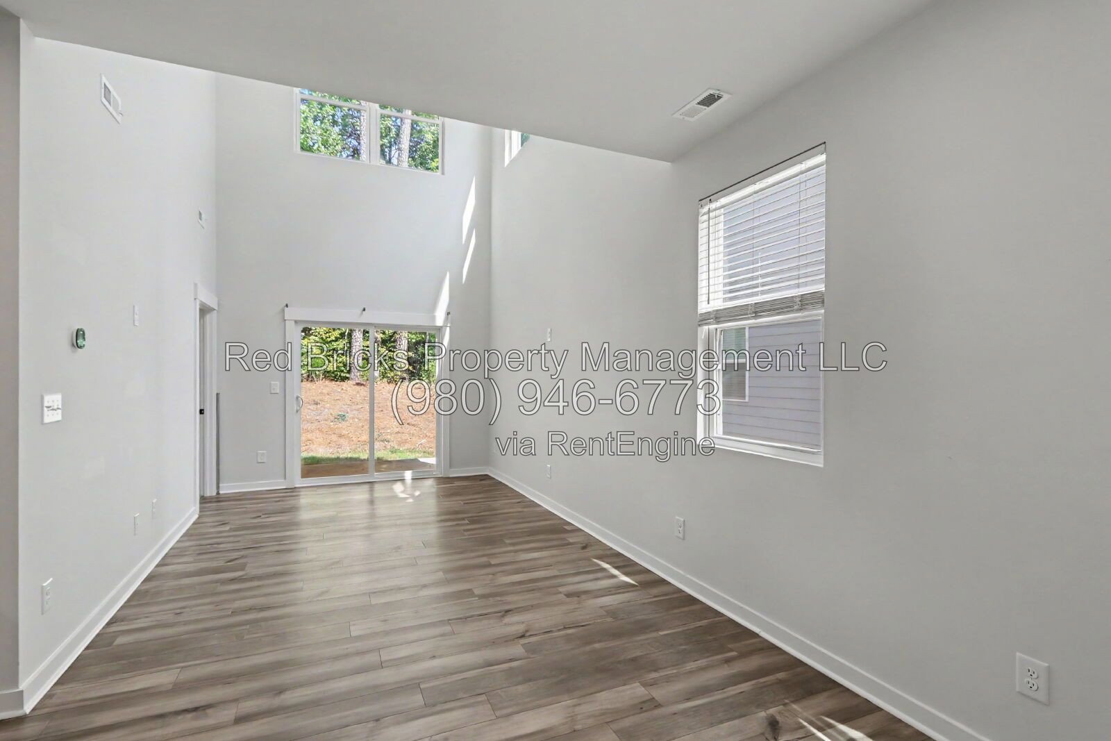 Like-New 3BR Townhome in Desirable Griffith Lakes! property image