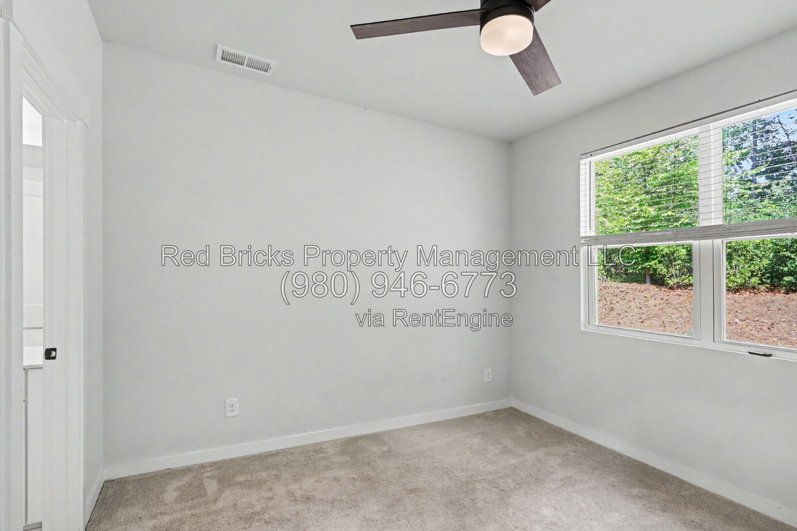 Like-New 3BR Townhome in Desirable Griffith Lakes! property image