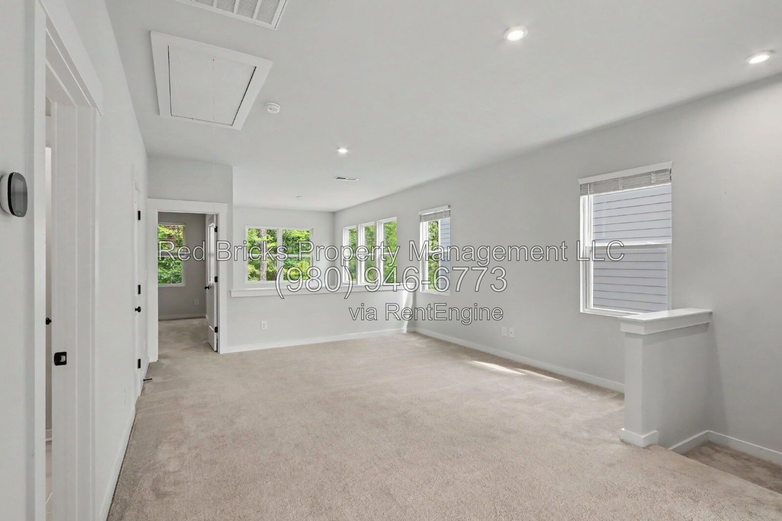 Like-New 3BR Townhome in Desirable Griffith Lakes! property image