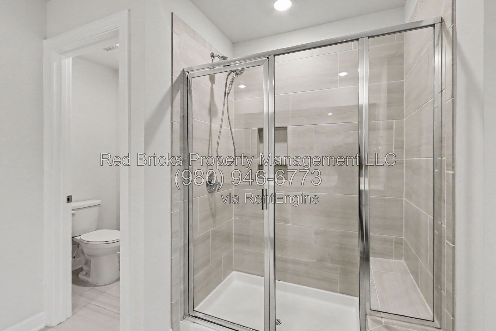 Spacious 5-Bedroom Home in Stoneybrook Station – Available Now! property image
