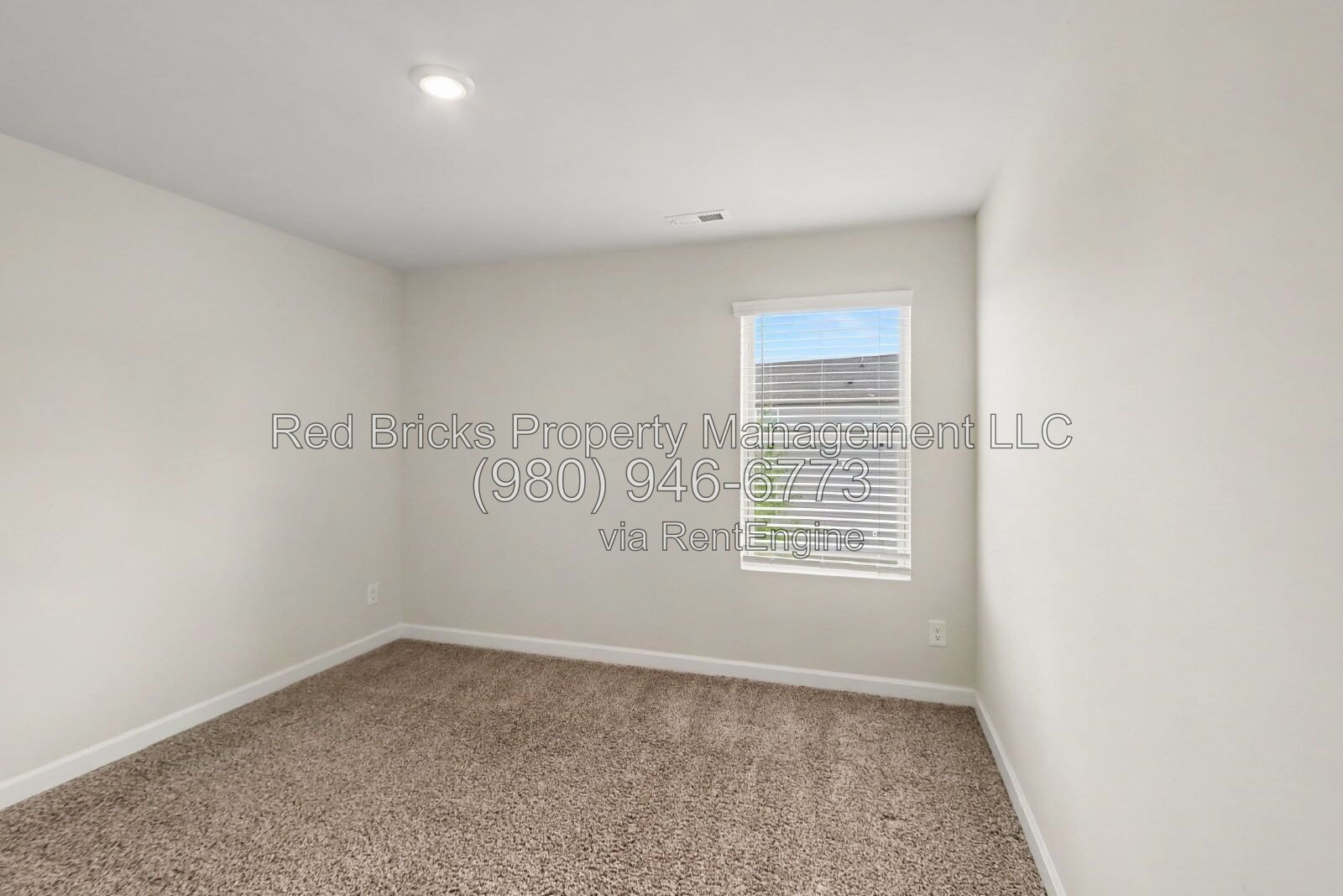 Spacious 5-Bedroom Home in Stoneybrook Station – Available Now! property image