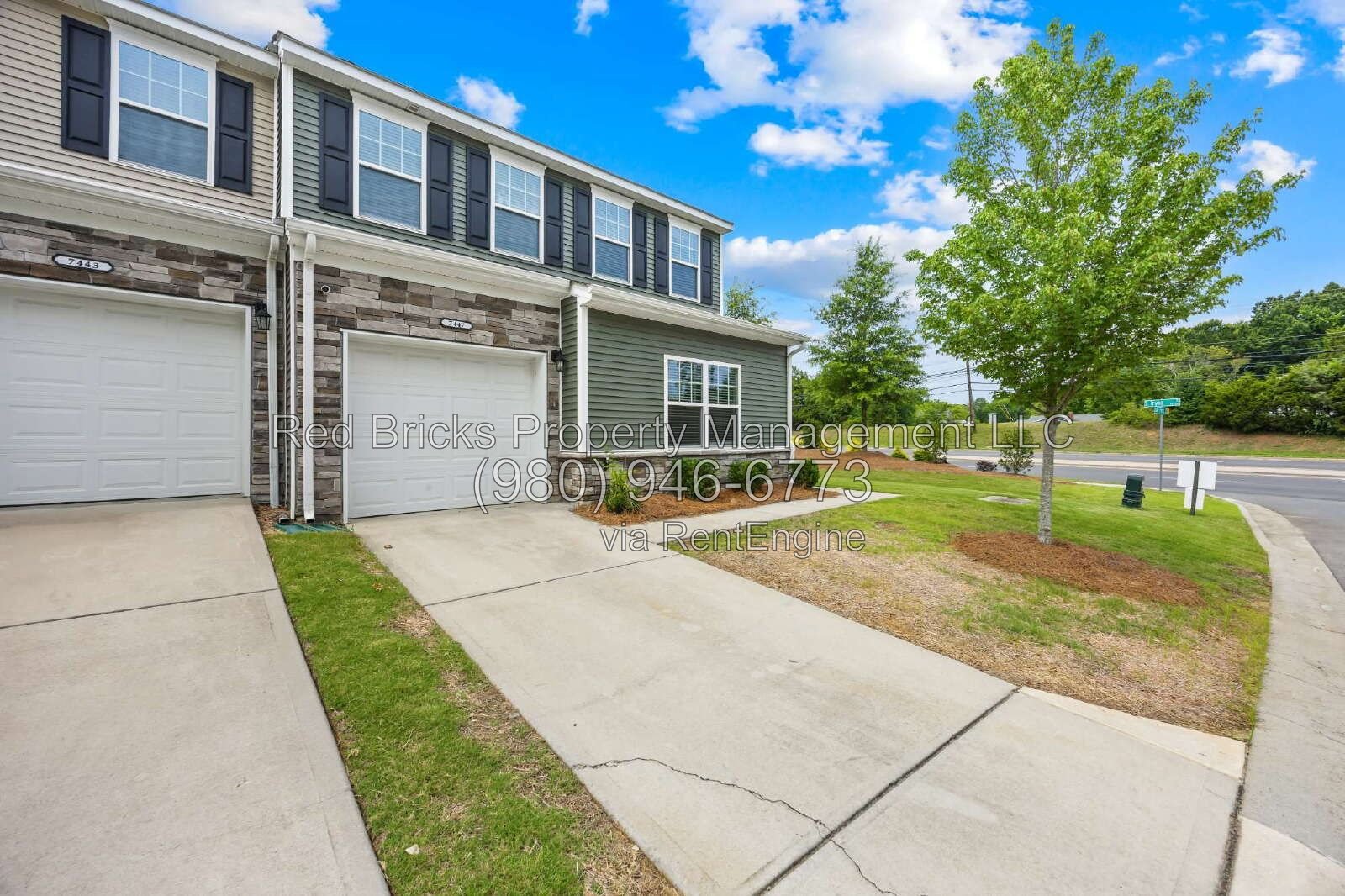 Beautiful Like-New 4-Bedroom Townhome in McDowell Crossing property image