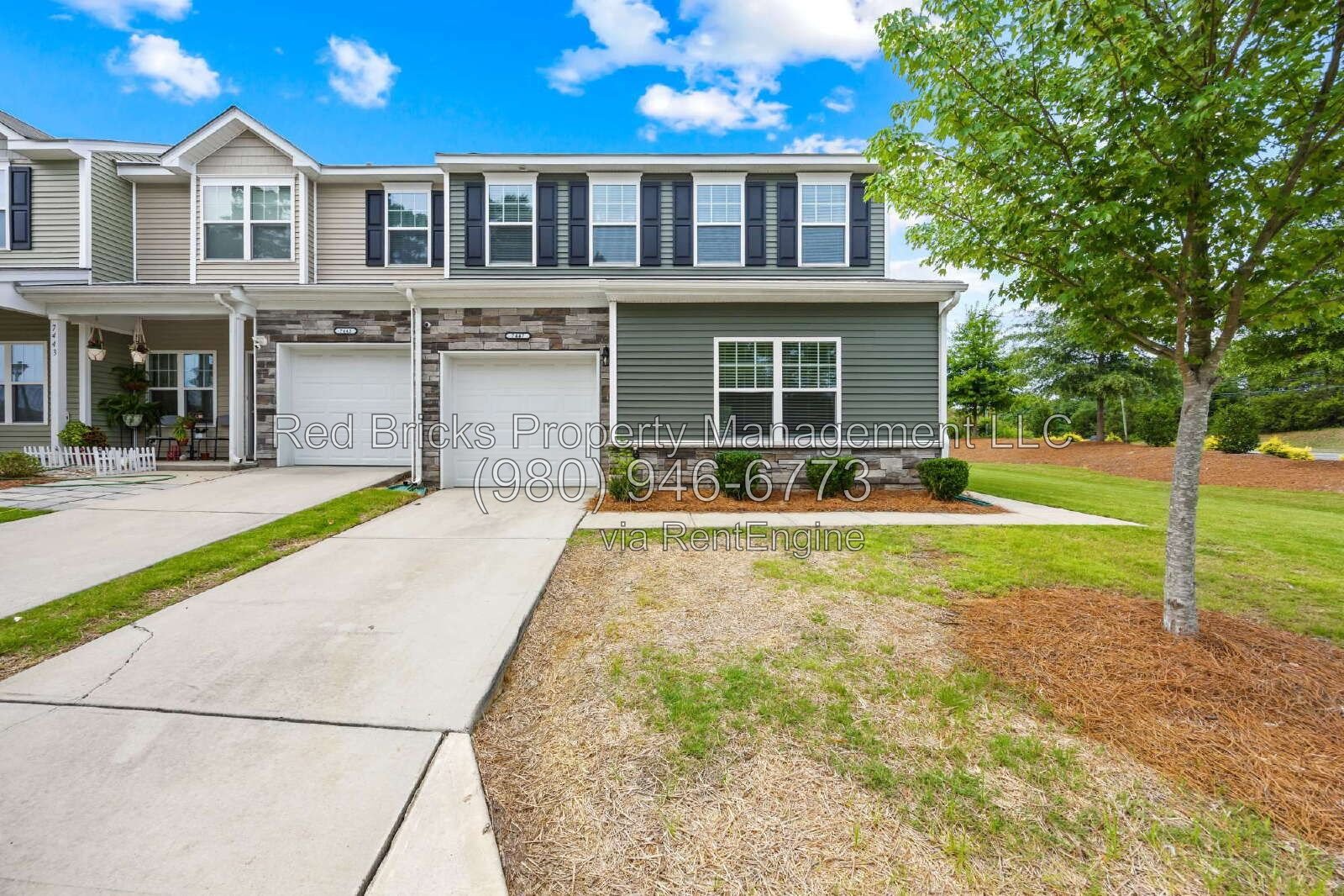 Beautiful Like-New 4-Bedroom Townhome in McDowell Crossing property image