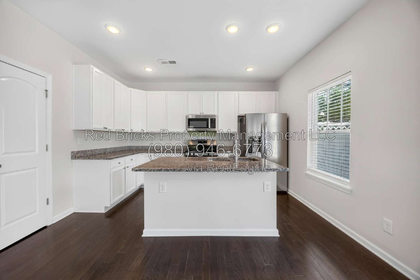 Beautiful Like-New 4-Bedroom Townhome in McDowell Crossing property image