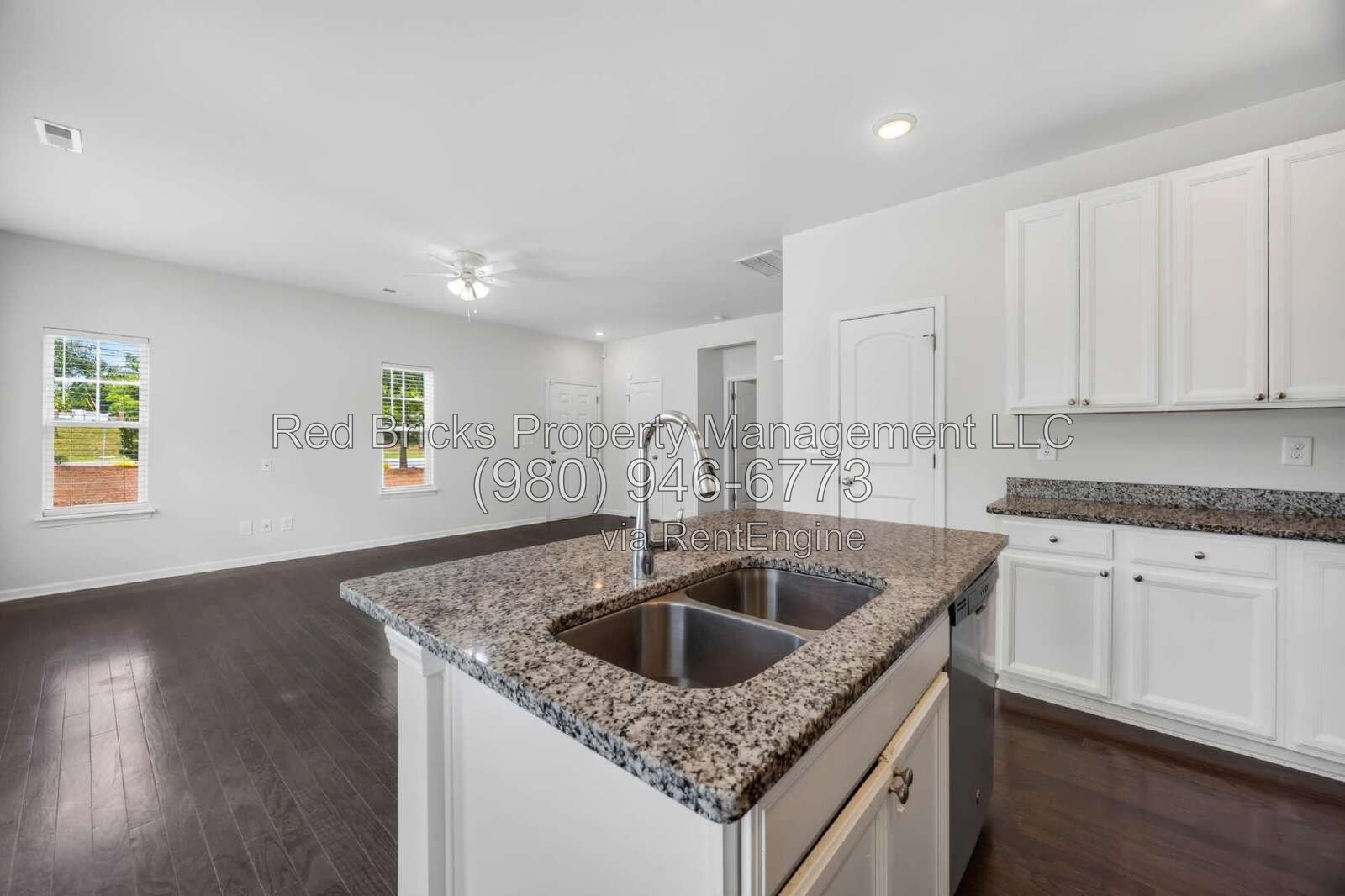 Beautiful Like-New 4-Bedroom Townhome in McDowell Crossing property image