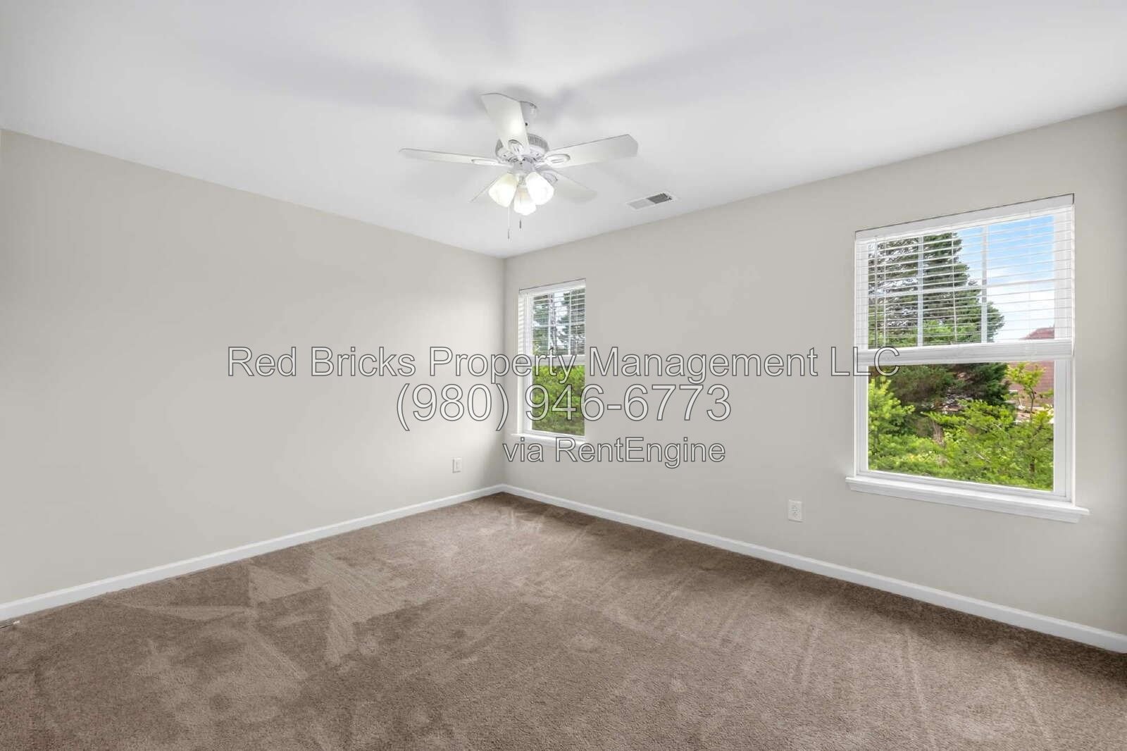 Beautiful Like-New 4-Bedroom Townhome in McDowell Crossing property image