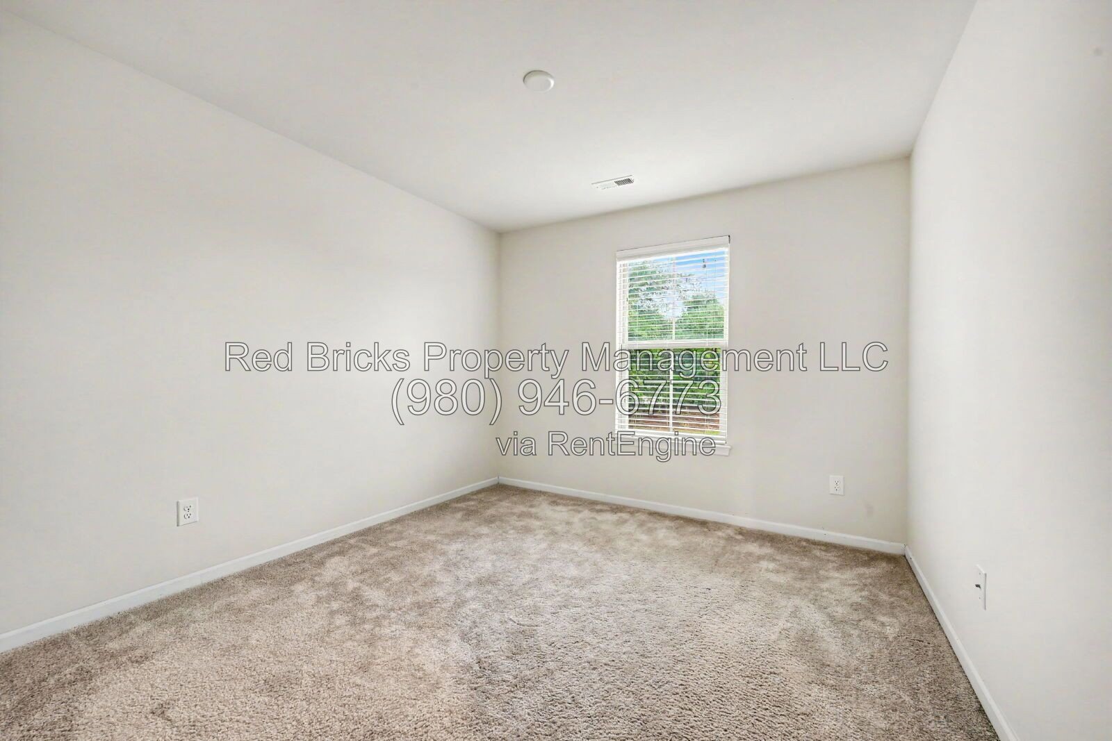 Beautiful 3-Bedroom Townhome in Edison Square property image