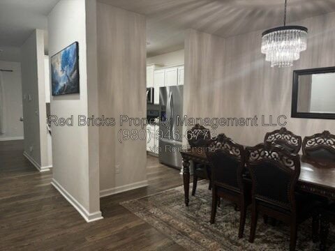 Like-New 5-Bedroom Home in Sutton Farms property image