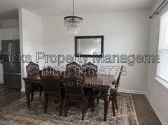 Like-New 5-Bedroom Home in Sutton Farms property image