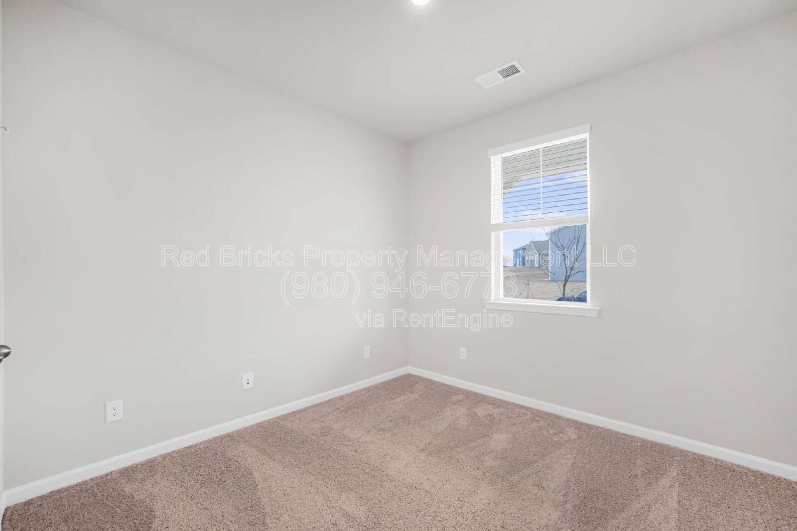 Like-New 4BR Home in Blue Sky Meadows – Modern Living with Resort-Style Amenities! property image