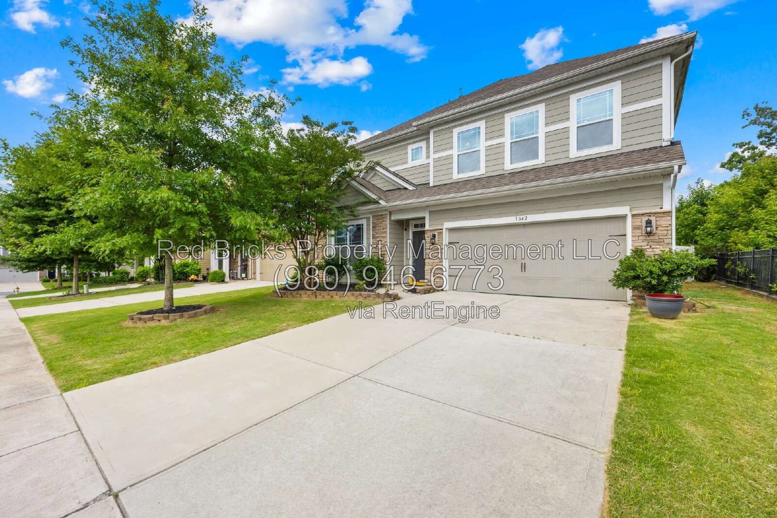 Spacious 5-Bedroom with 4 Full Baths in the Heart of Fort Mill! property image