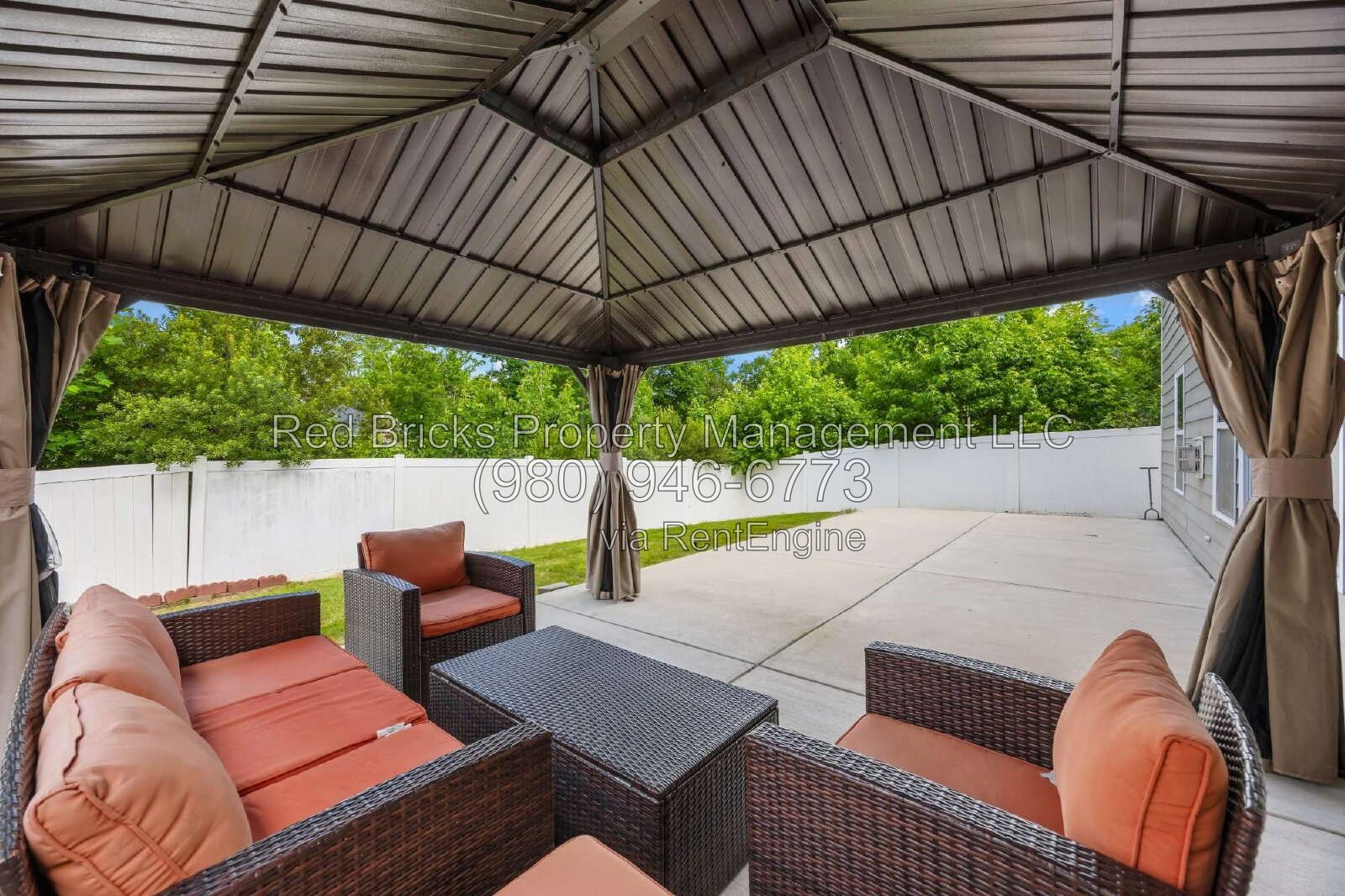 Spacious 5-Bedroom with 4 Full Baths in the Heart of Fort Mill! property image