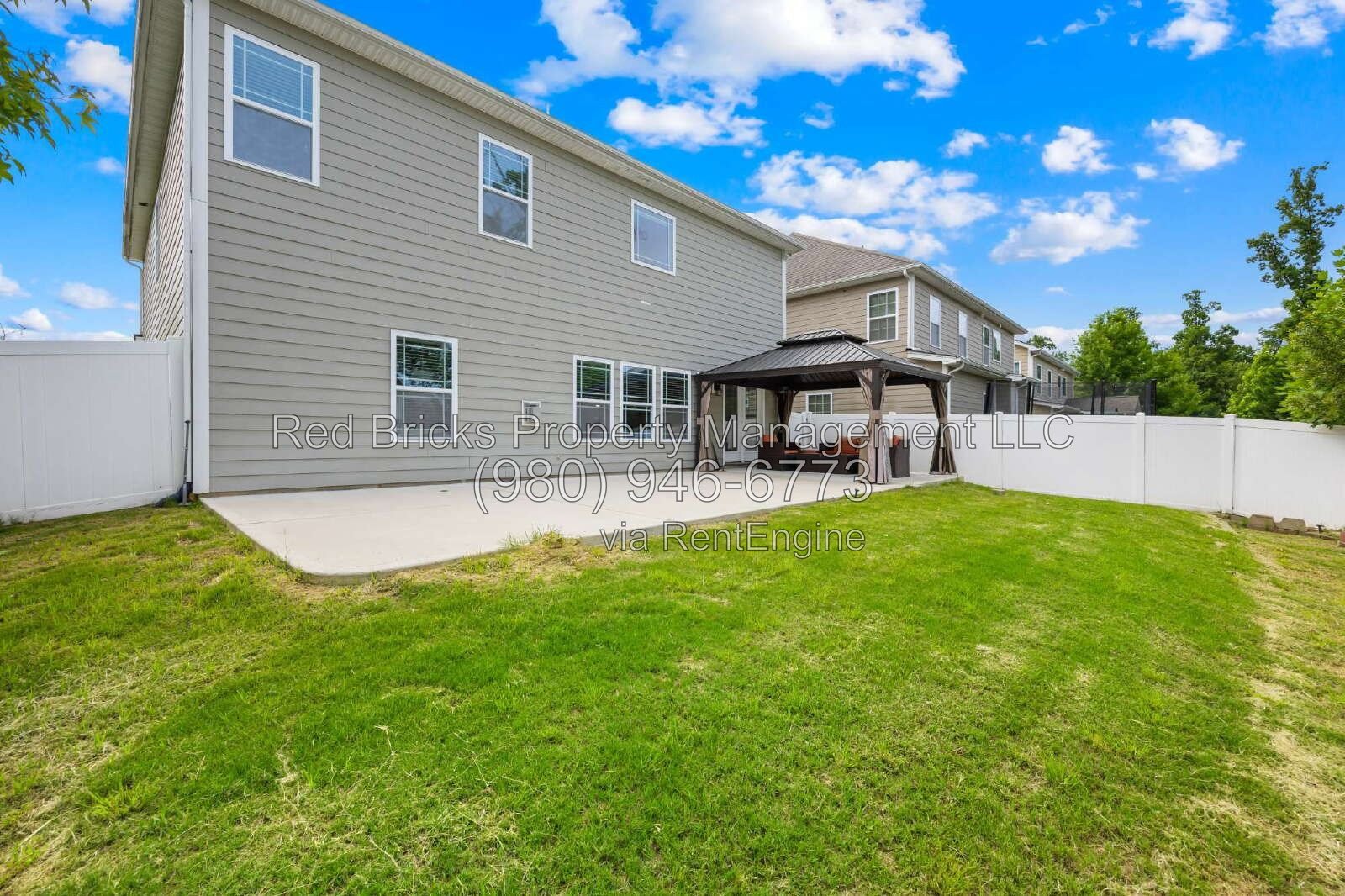 Spacious 5-Bedroom with 4 Full Baths in the Heart of Fort Mill! property image