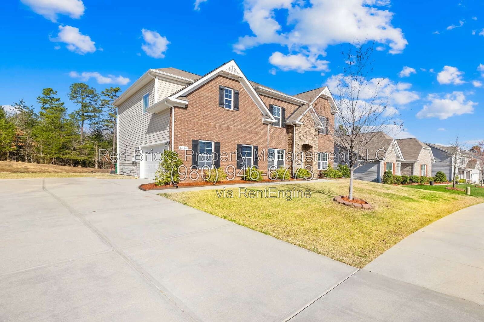 Spacious 5-Bedroom Retreat with 3 Full Baths in Harrisburg – 3,168 Sq. Ft of Comfort on Founders Way! property image