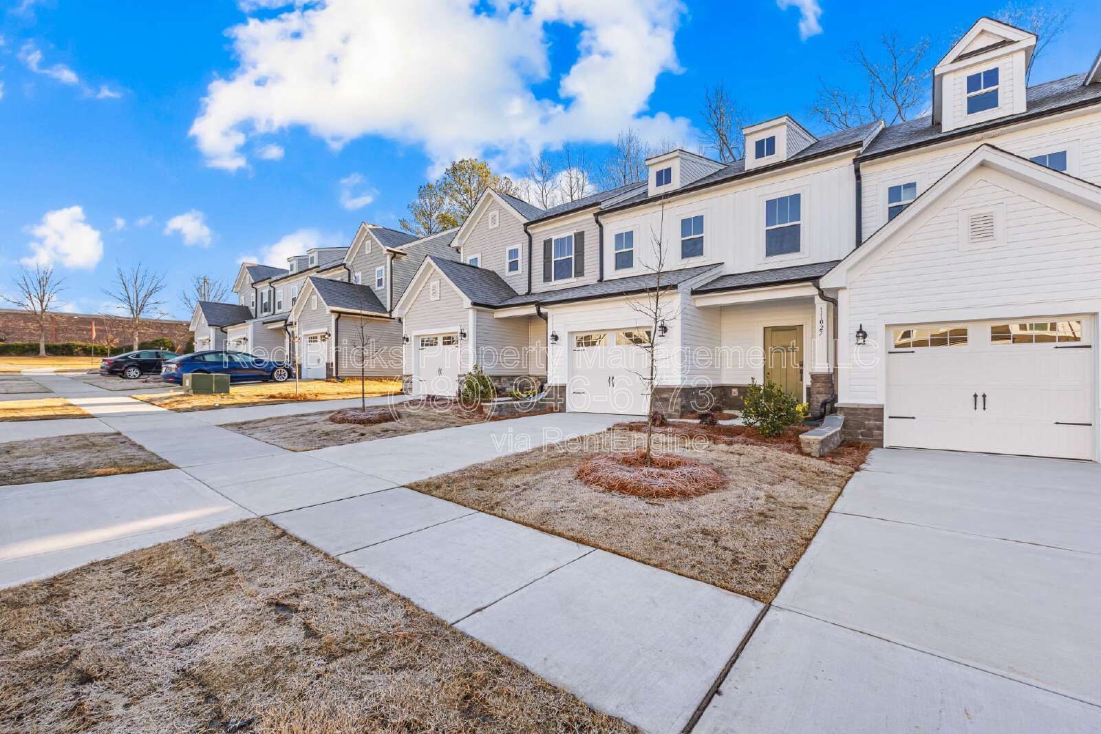 Like-New 3BR Townhome with Modern Finishes & Prime Location – Available June 16! property image