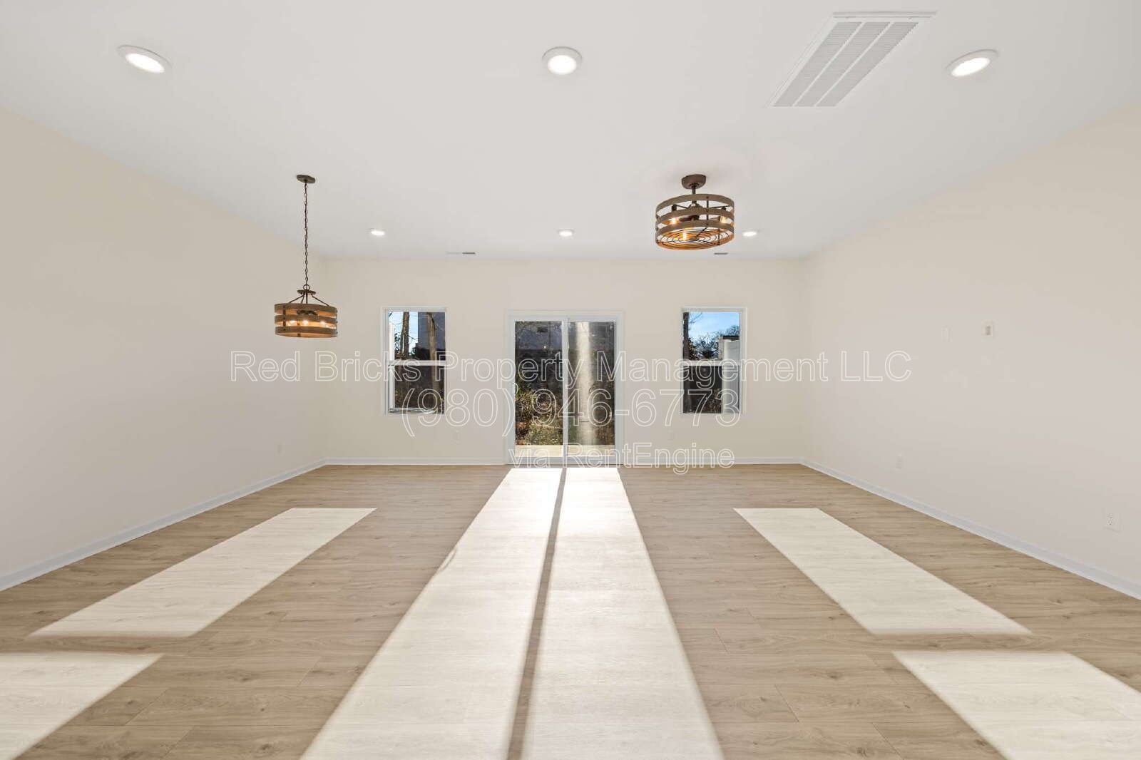 Like-New 3BR Townhome with Modern Finishes & Prime Location – Available June 16! property image