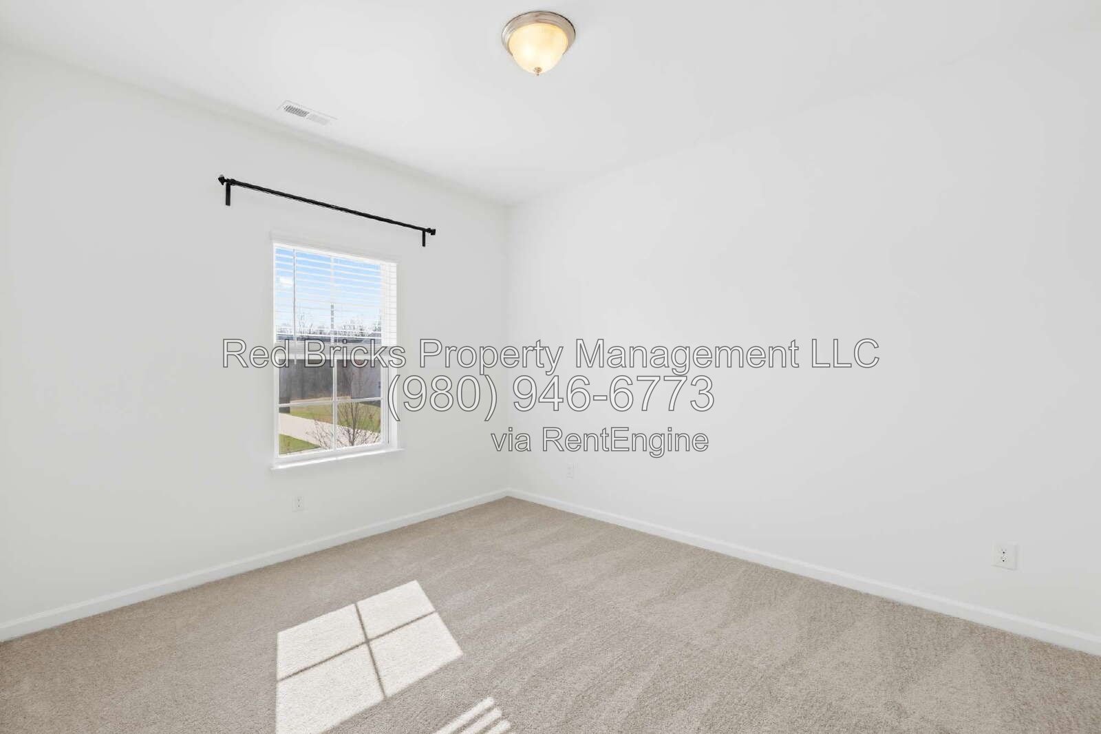 Spacious 5-Bedroom Retreat with 3 Full Baths in Harrisburg – 3,168 Sq. Ft of Comfort on Founders Way! property image