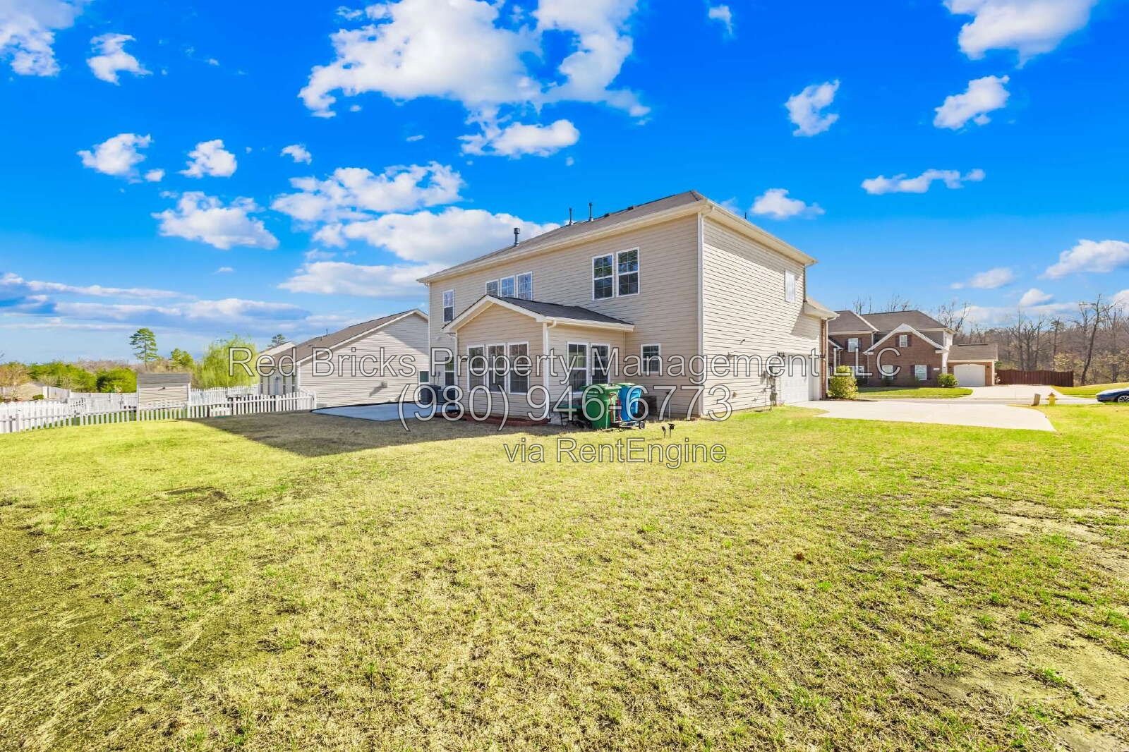 Spacious 5-Bedroom Retreat with 3 Full Baths in Harrisburg – 3,168 Sq. Ft of Comfort on Founders Way! property image