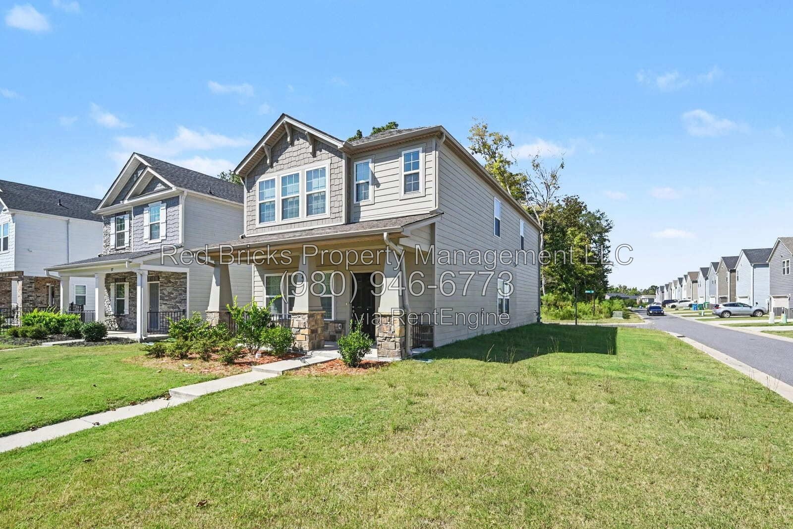 Beautiful 3BR/2.5BA 2-Story Home in Preston Park - Pineville, NC property image