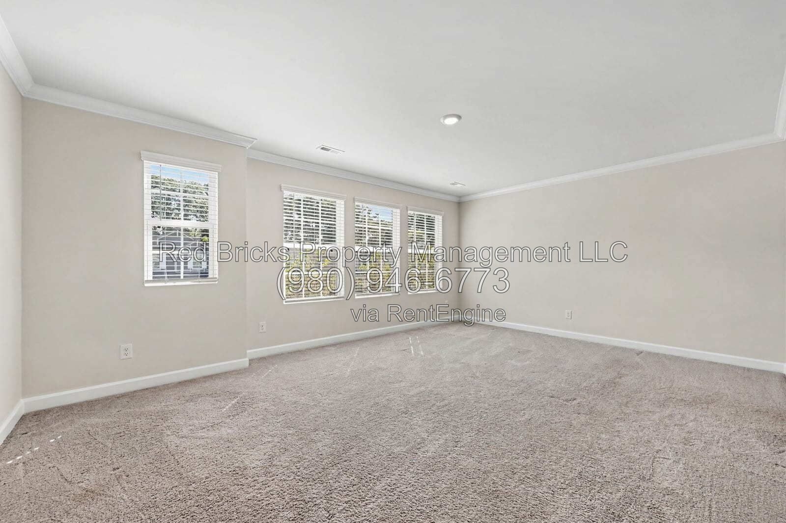 Beautiful 3BR/2.5BA 2-Story Home in Preston Park - Pineville, NC property image