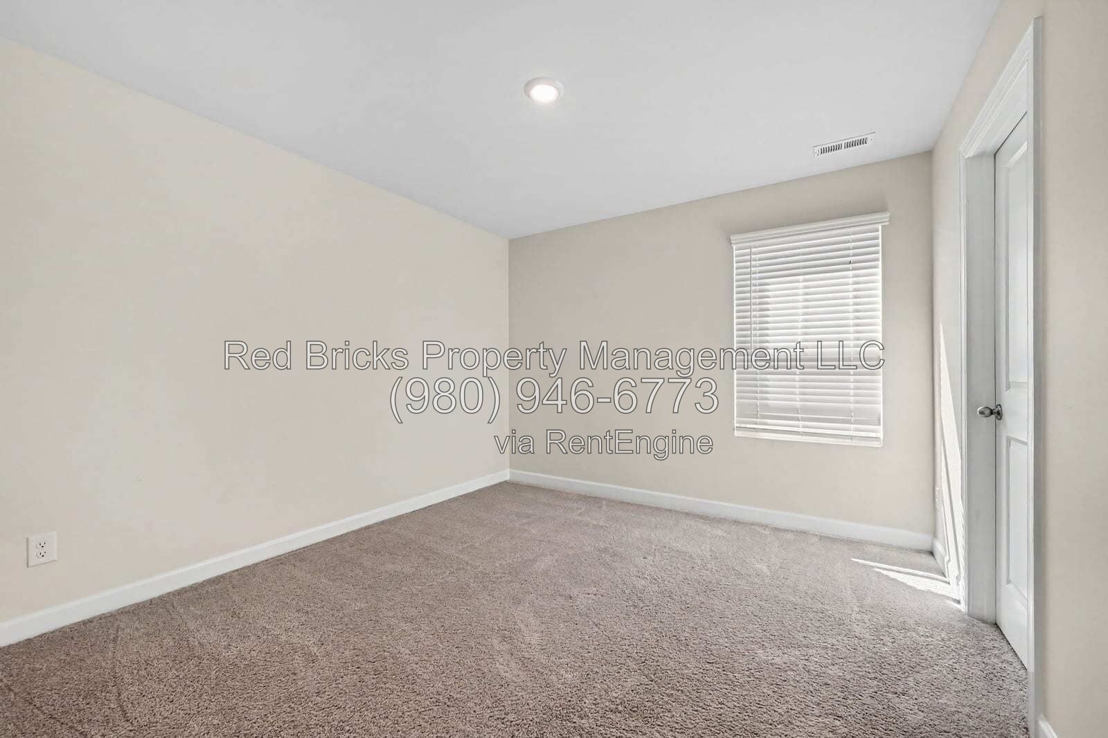 Beautiful 3BR/2.5BA 2-Story Home in Preston Park - Pineville, NC property image