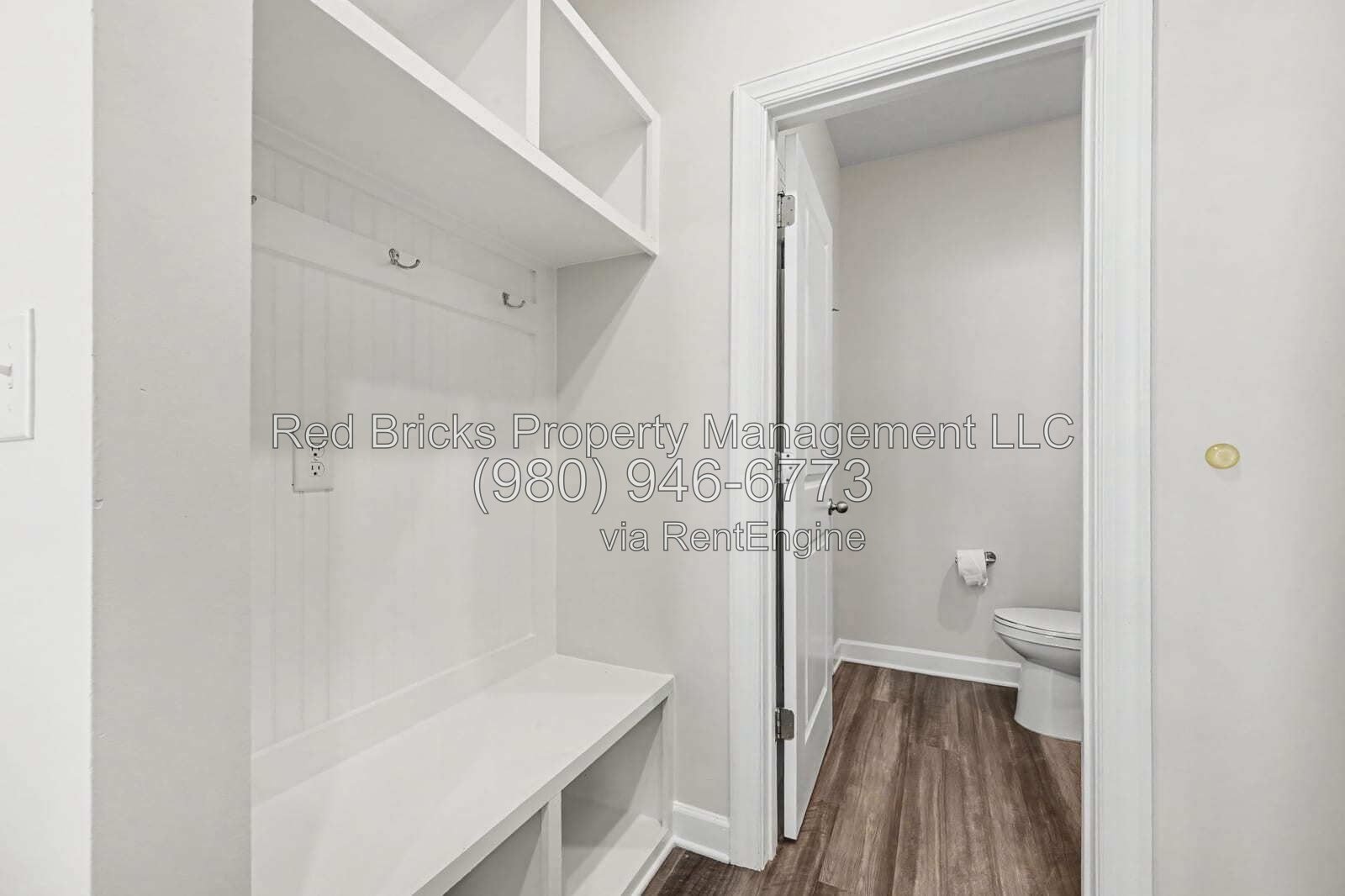 Beautiful 3BR/2.5BA 2-Story Home in Preston Park - Pineville, NC property image