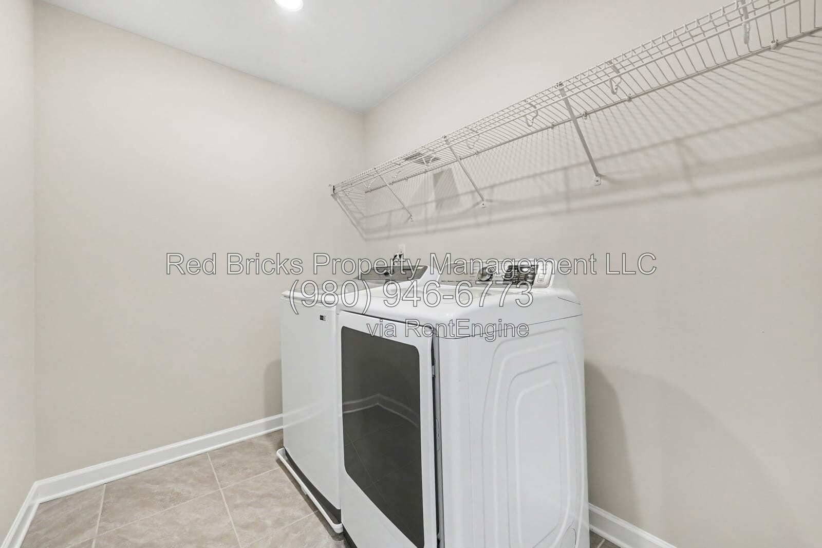 Beautiful 3BR/2.5BA 2-Story Home in Preston Park - Pineville, NC property image