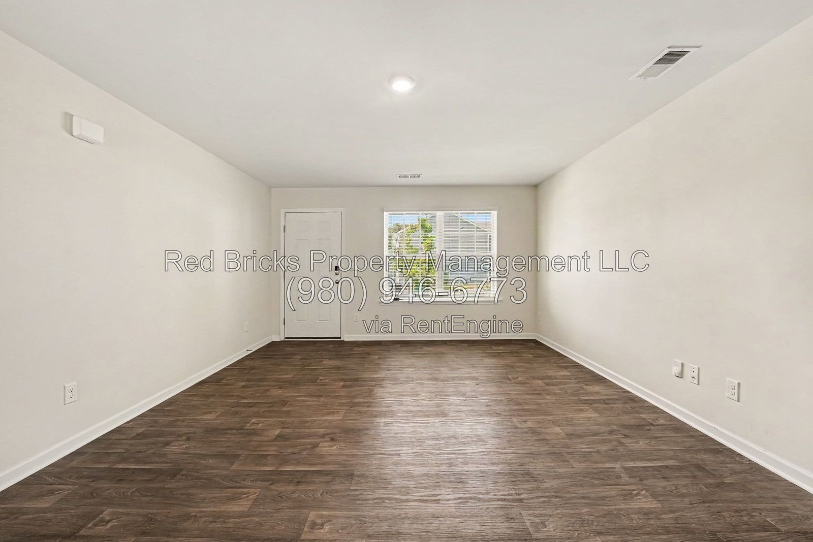 3BR/2.5BA 2-Story Home in Stewart Creek Estates property image