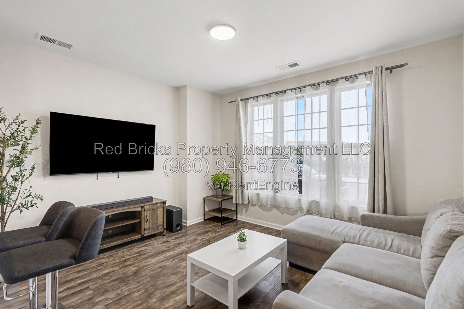 3-Bedroom, 3.5-Bath Townhome in The Greens with Garage & Community Pool property image