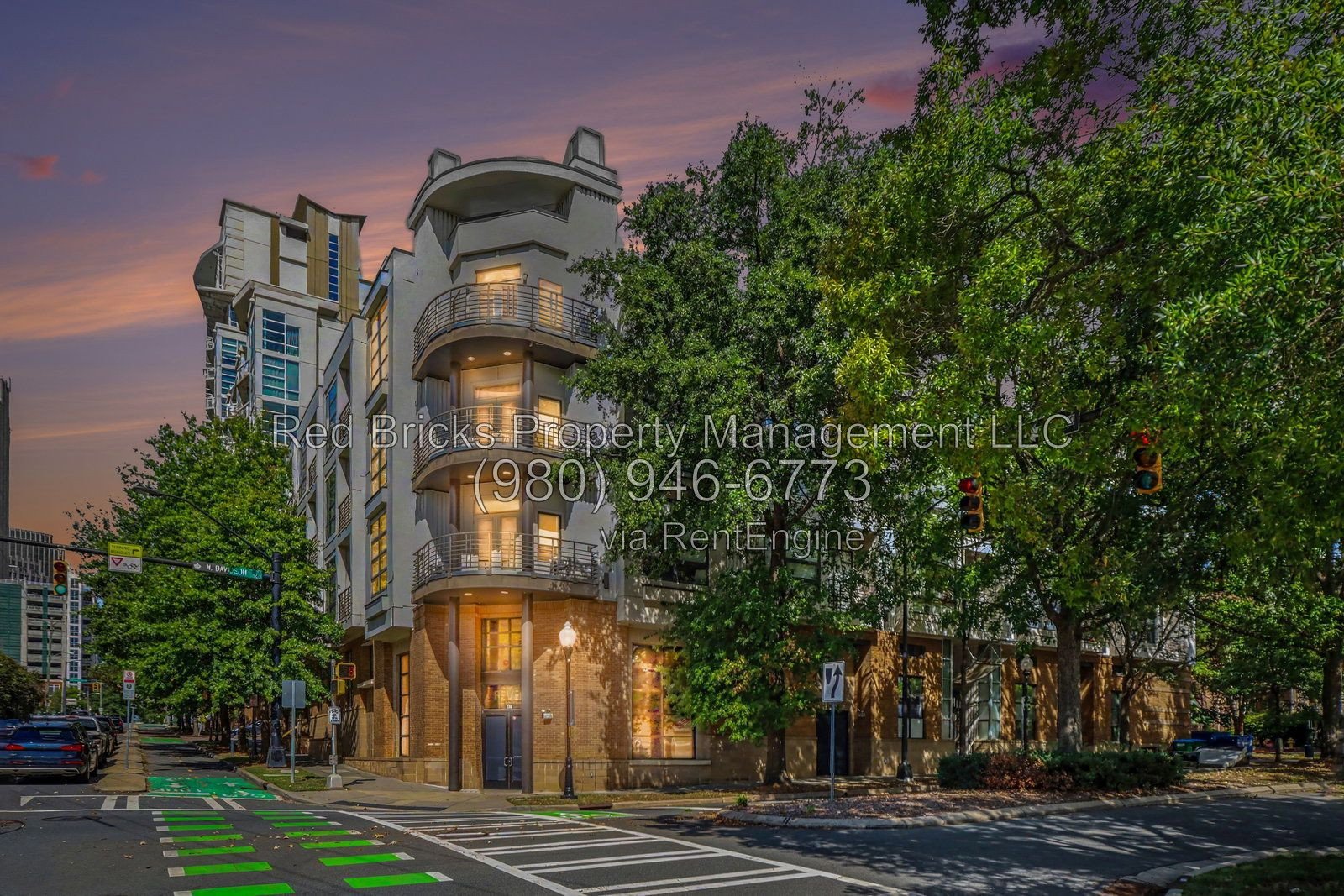 Ground-Floor 1BR/1BA Condo in Court 6 – Uptown Charlotte property image