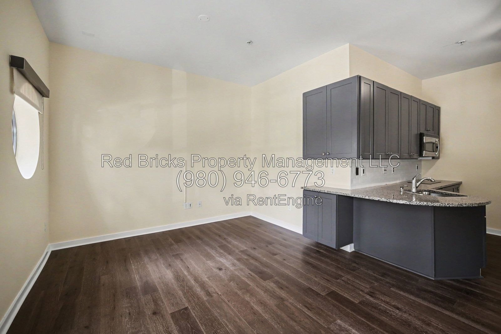 Ground-Floor 1BR/1BA Condo in Court 6 – Uptown Charlotte property image