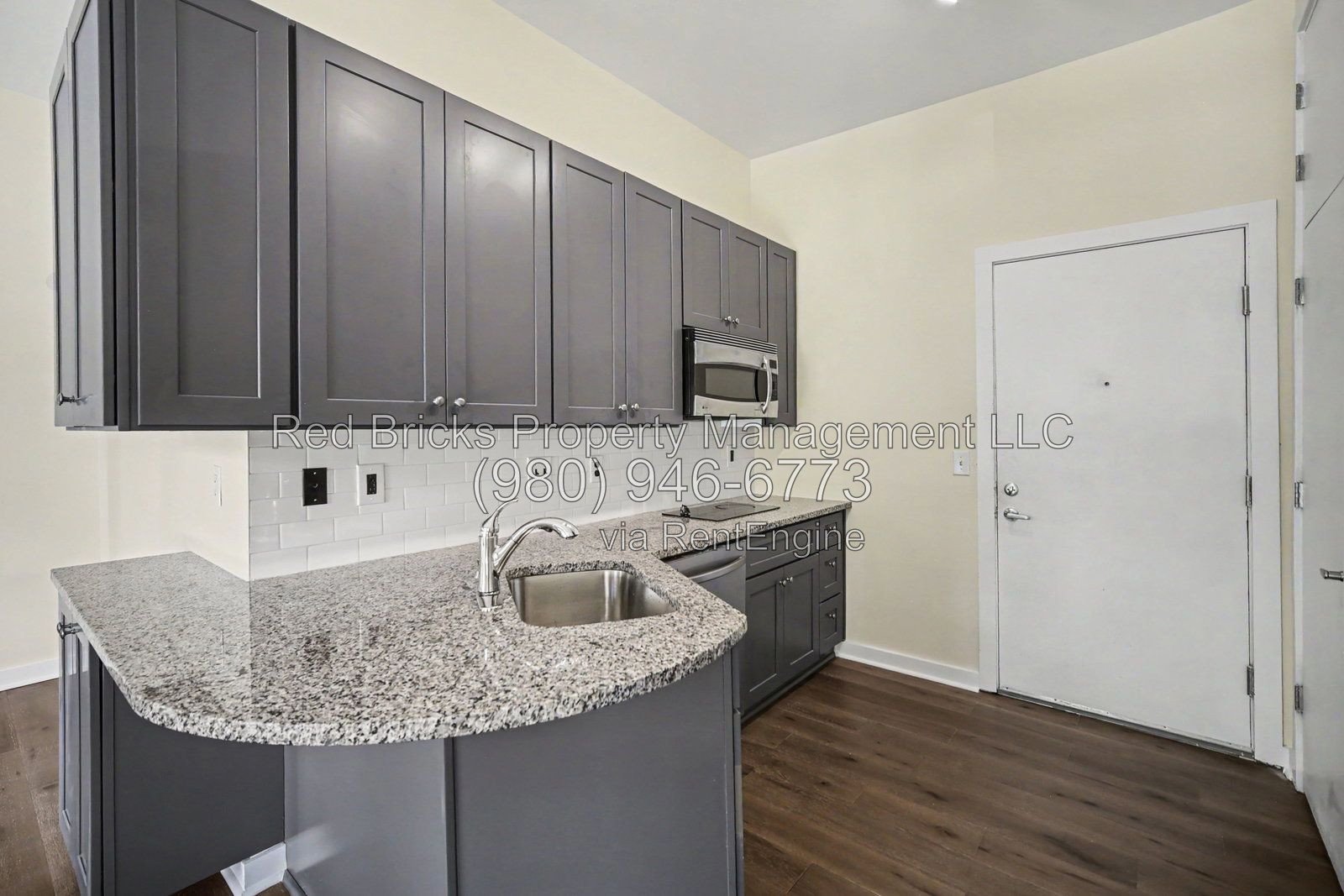 Ground-Floor 1BR/1BA Condo in Court 6 – Uptown Charlotte property image