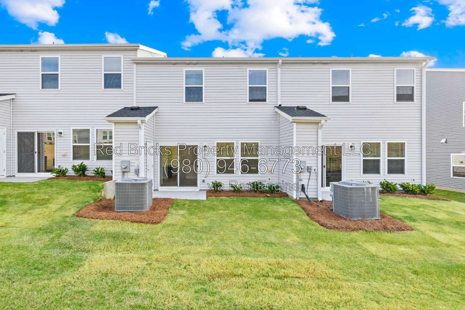 Like-New Townhome with Loft, Private Patio & Community Pool property image