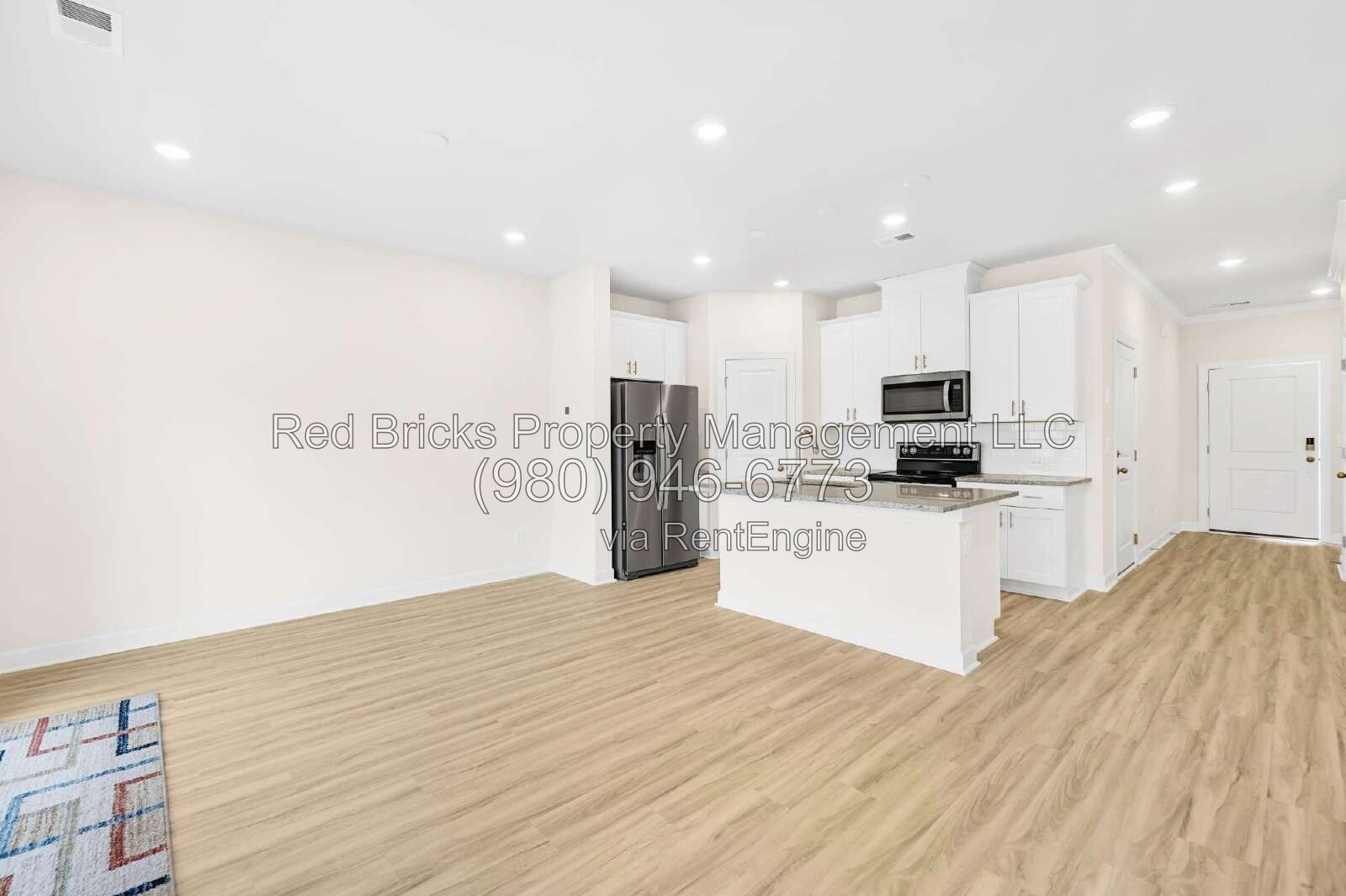 Like-New Townhome with Loft, Private Patio & Community Pool property image