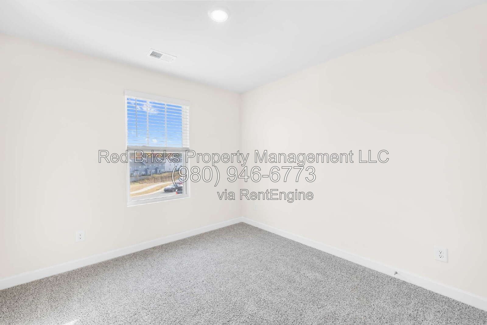 Like-New Townhome with Loft, Private Patio & Community Pool property image