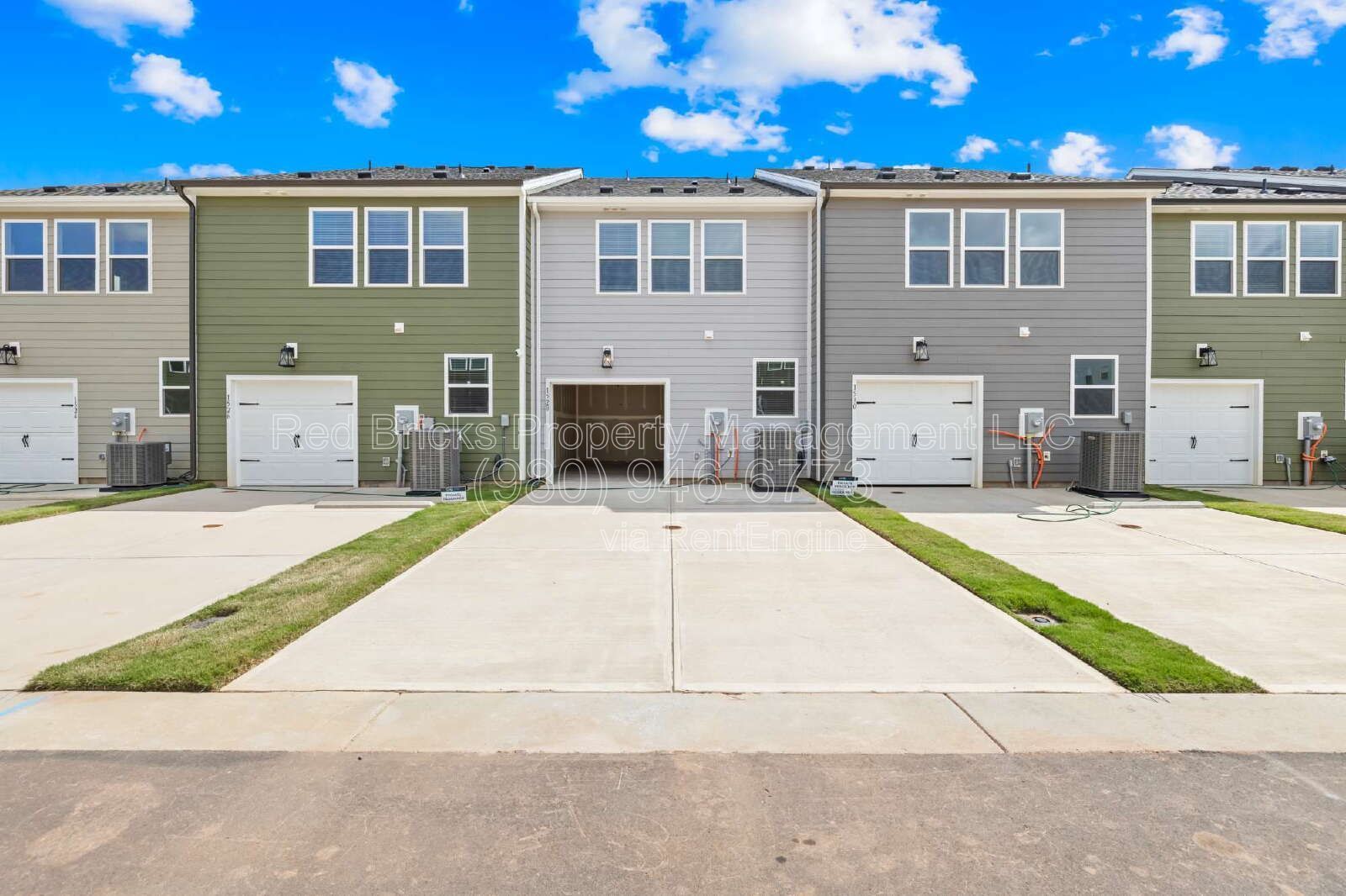 Like-New 3BR Townhome in Smith Farm – Available May 15! property image