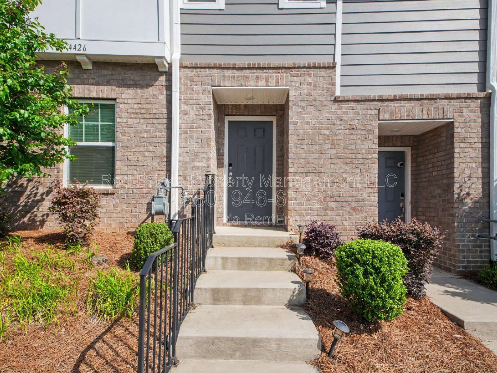 Modern 4BR City Park Townhome with Garage & Deck – Move-In Ready! property image