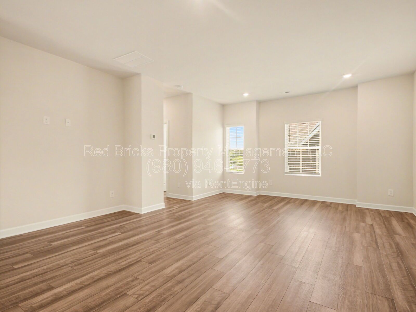 Modern 4BR City Park Townhome with Garage & Deck – Move-In Ready! property image