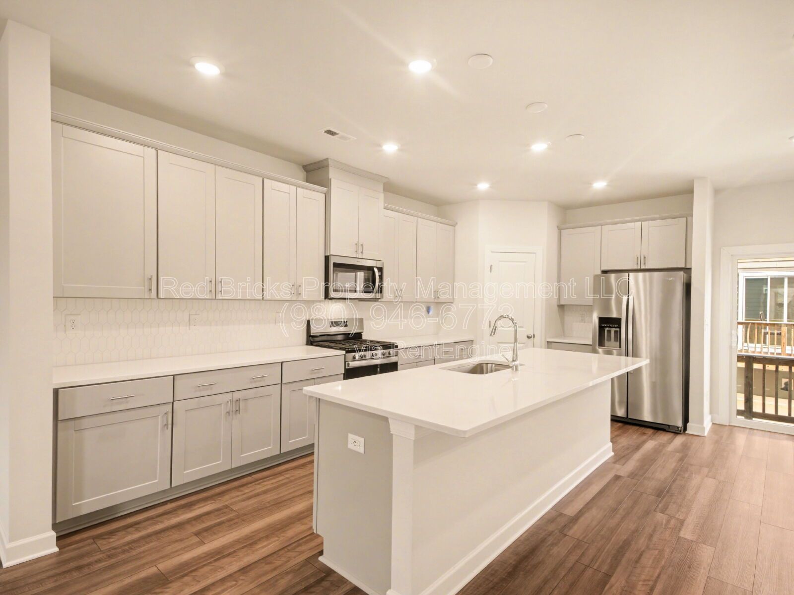 Modern 4BR City Park Townhome with Garage & Deck – Move-In Ready! property image